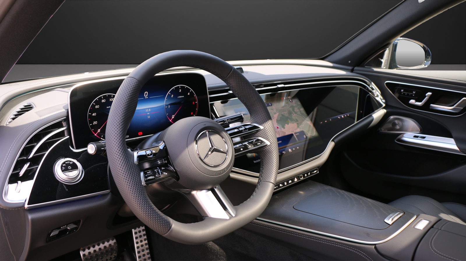 MERCEDES-BENZ E 220 d 4MATIC T-Modell "Swiss Star"-image-4