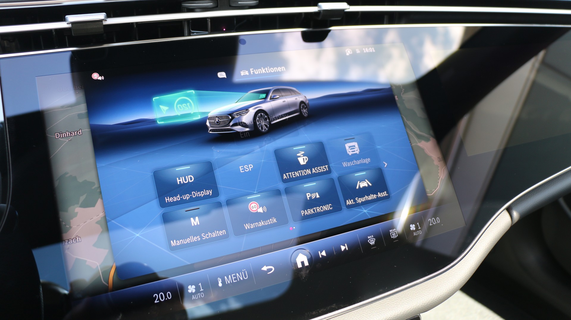 MERCEDES-BENZ E 220 d 4MATIC T-Modell "Swiss Star"-image-15