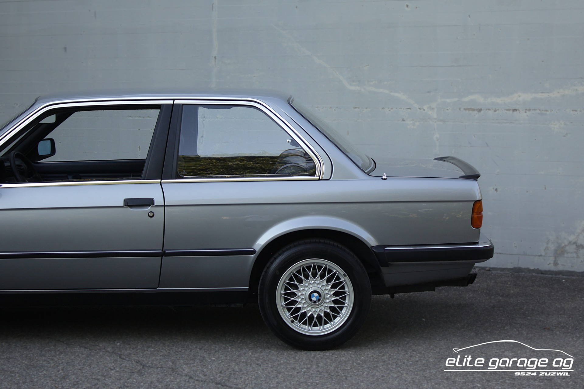 BMW 325i E30 VETERANENGEPRÜFT-image-12