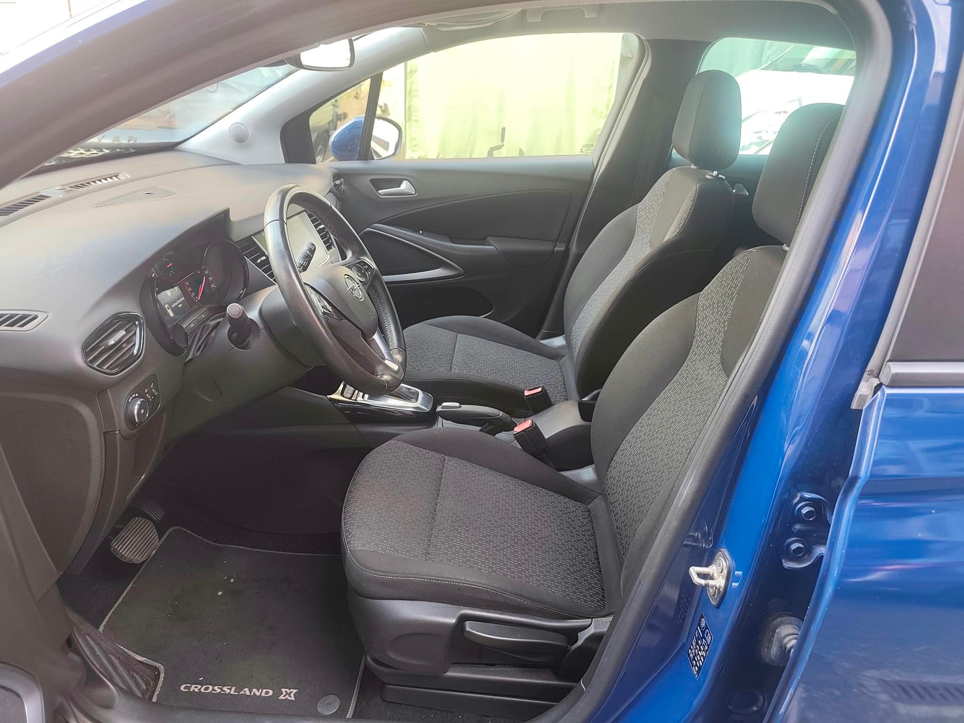 OPEL Crossland X 1.2i Excellence Automatik-image-8