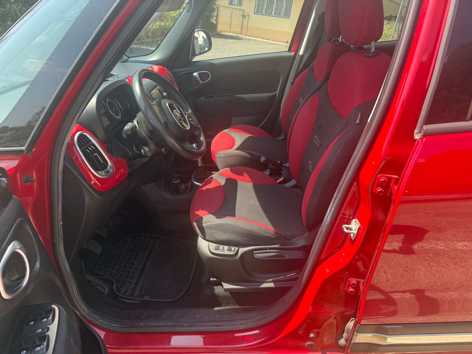 FIAT 500L 0.9 Twinair Turbo Trekking-image-10