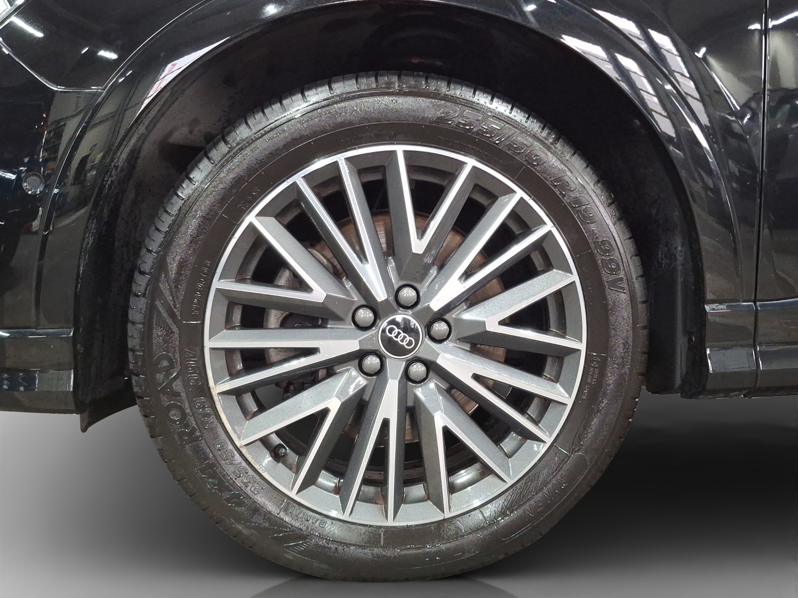 AUDI Q3 40 TDI S line Attraction quattro S-tronic-image-14