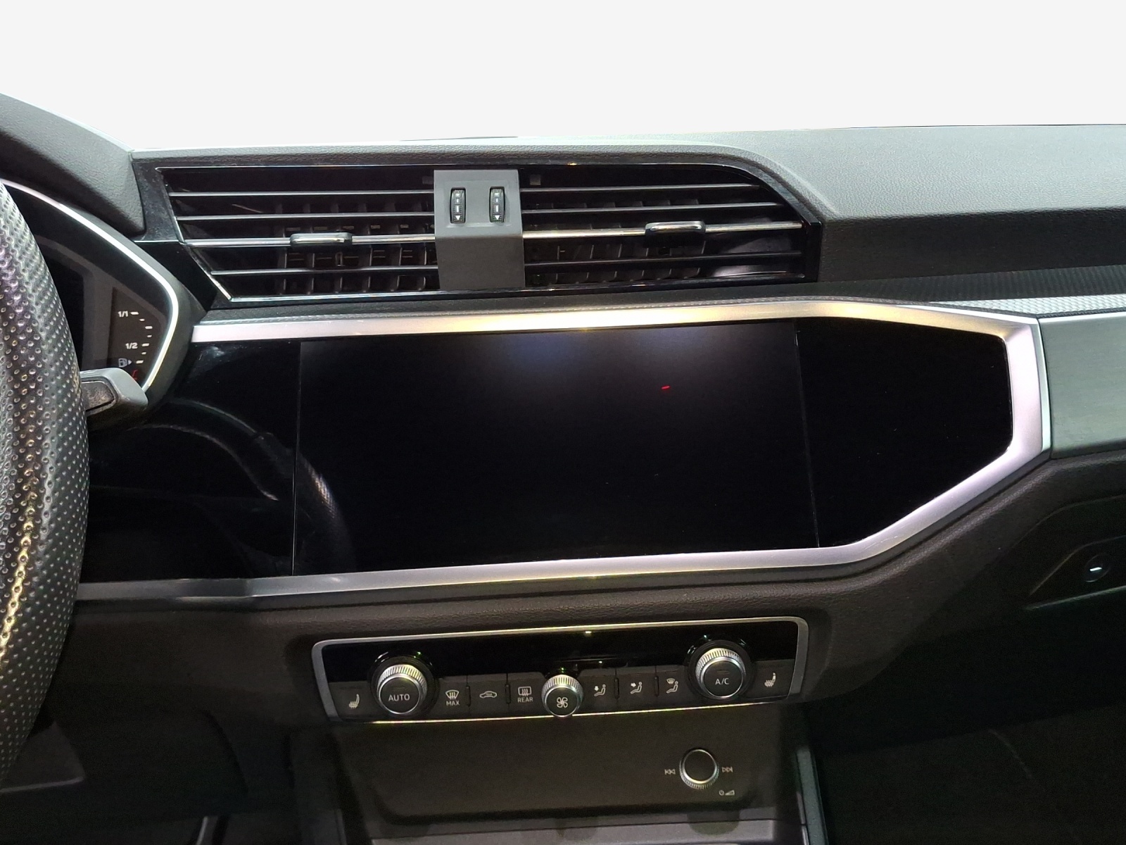 AUDI Q3 40 TDI S line Attraction quattro S-tronic-image-10