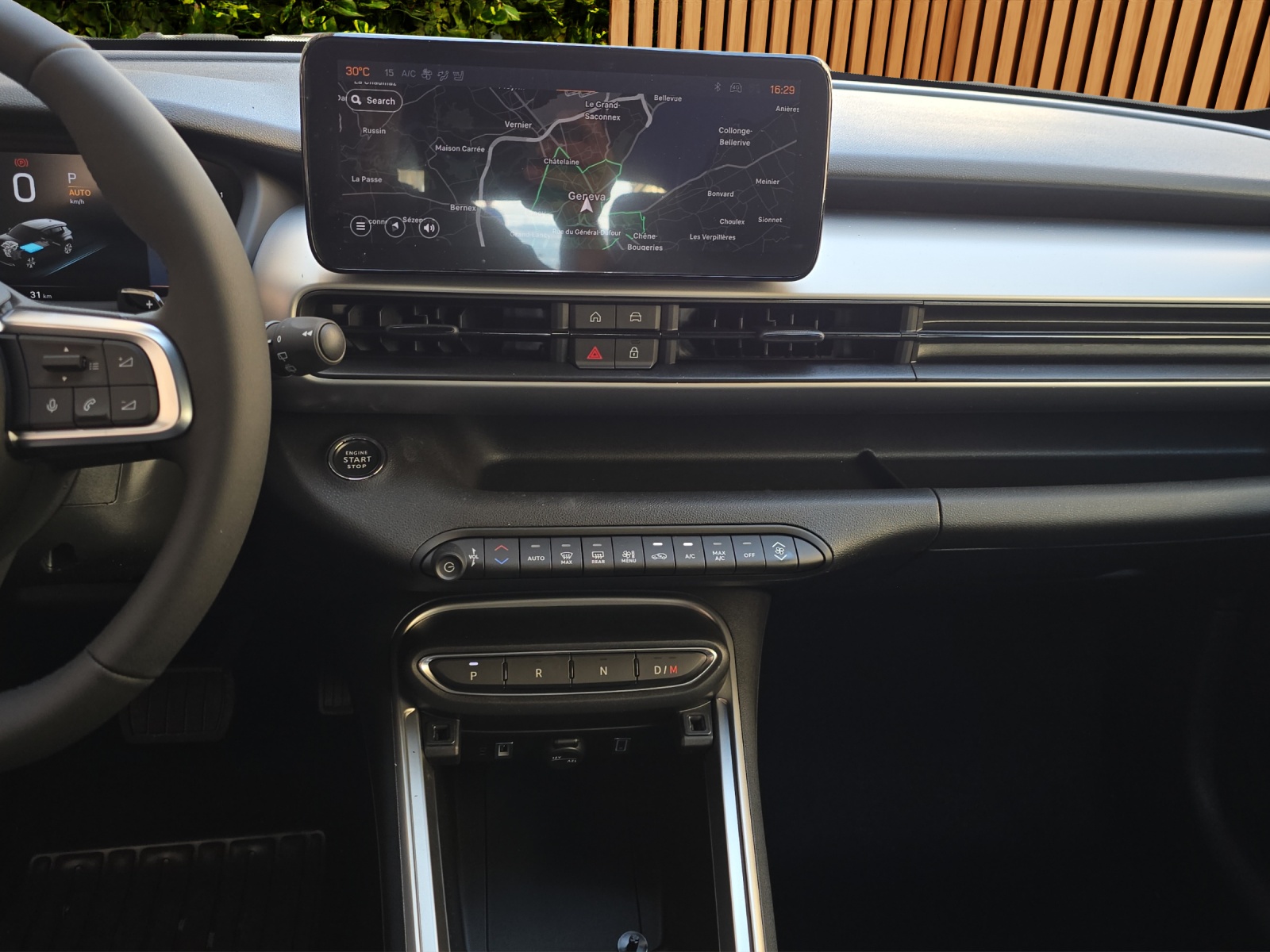 JEEP Avenger 1.2 Turbo MHEV Upland Plus 4xe-image-13