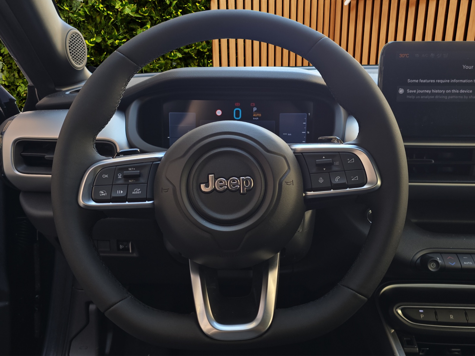 JEEP Avenger 1.2 Turbo MHEV Upland Plus 4xe-image-9