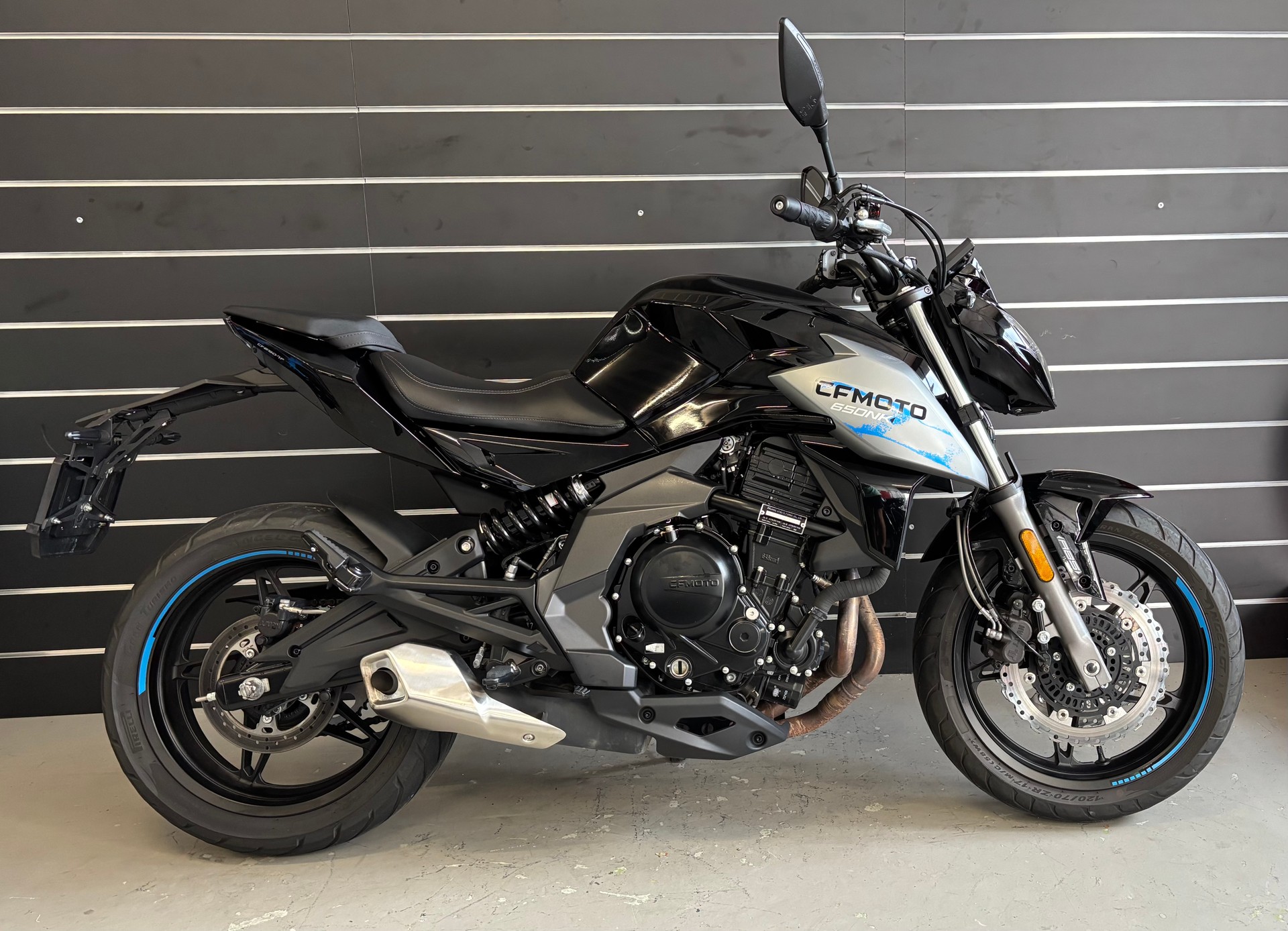 CF MOTO 650NK