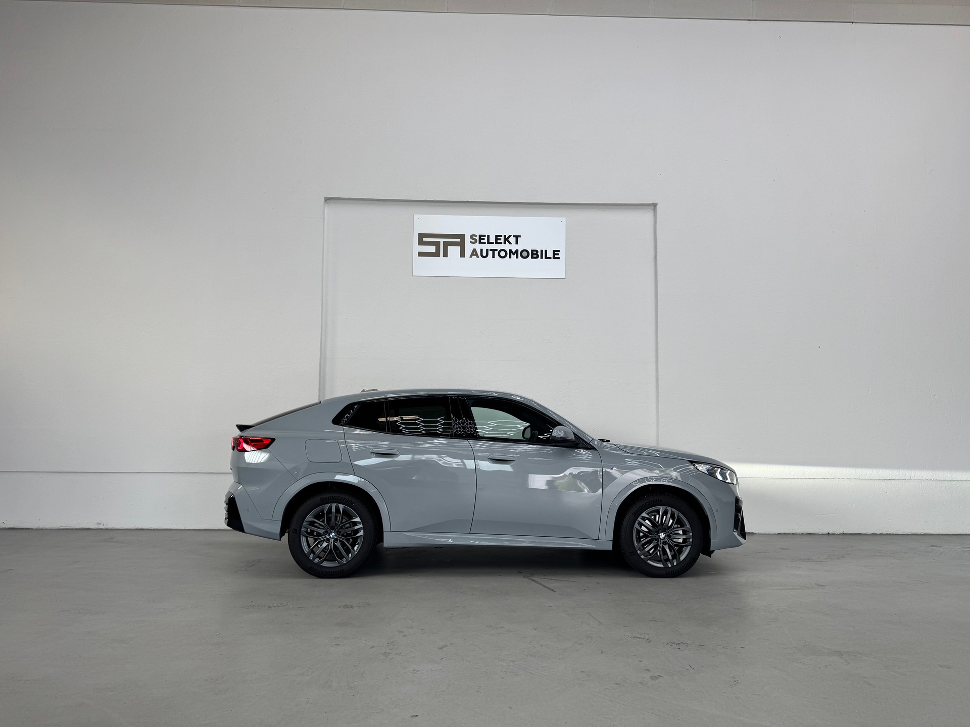 BMW X2 sDrive 20i 48V M Sport | CH-Fahrzeug | Iconic Glow-image-6