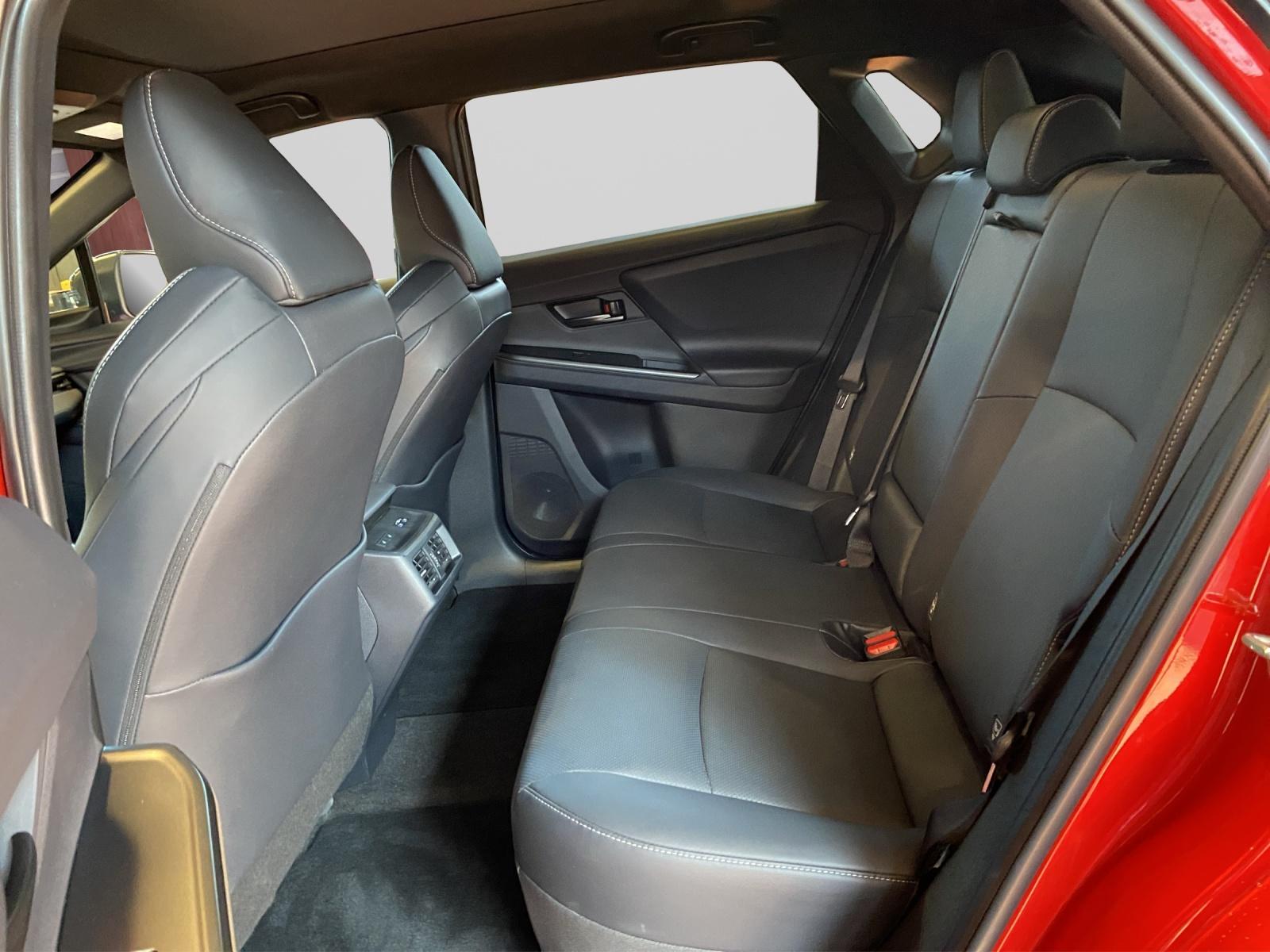 TOYOTA bZ4X Premium AWD inkl. Gratisservice 4 Jahre / 60000 Km ab 1. IV-image-8