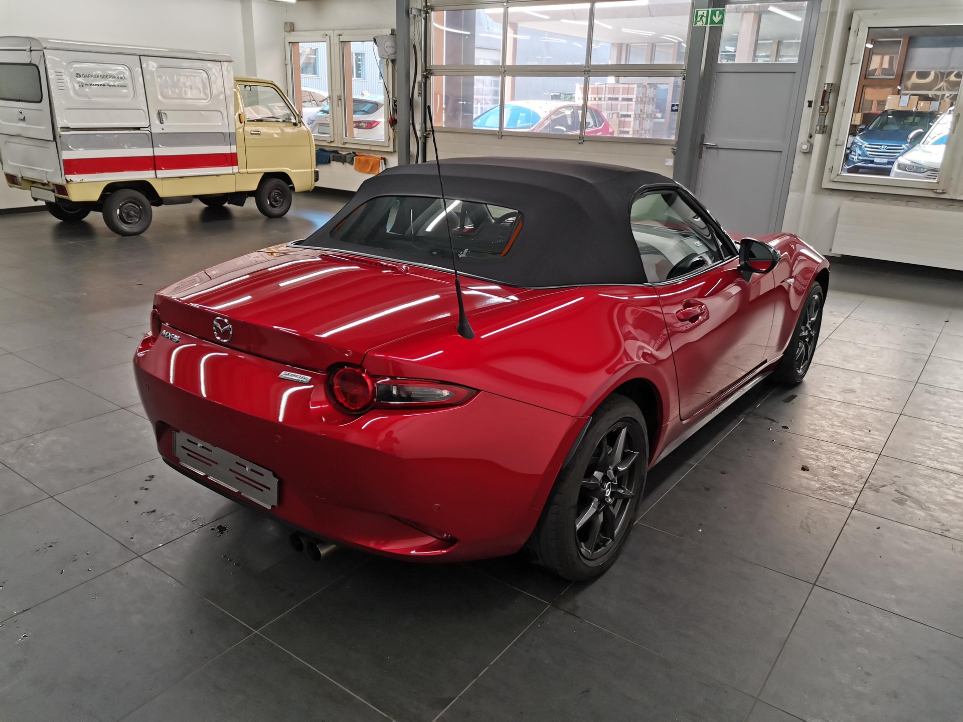 MAZDA MX-5 1.5 Ambition-image-4