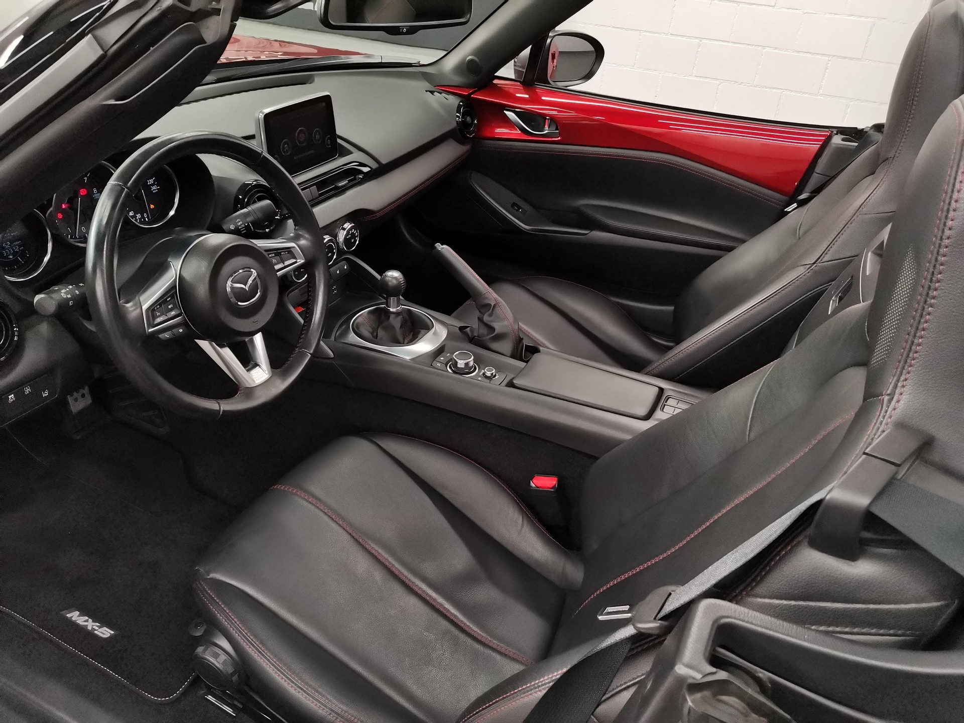 MAZDA MX-5 1.5 Ambition-image-5