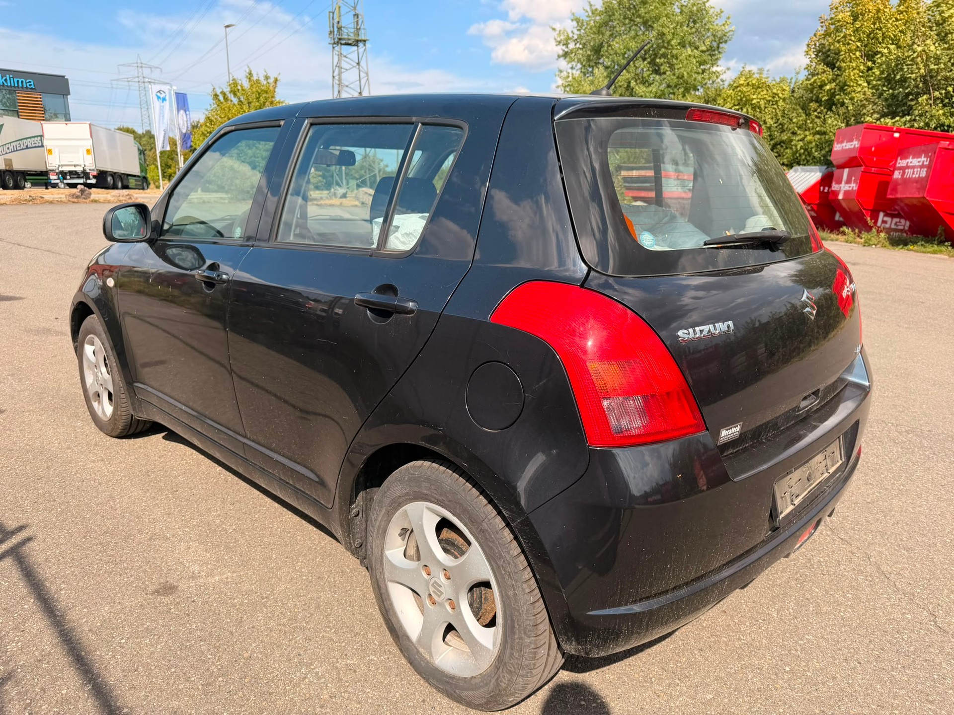 SUZUKI Swift 1.3i 16V GL Top 4x4-image-3