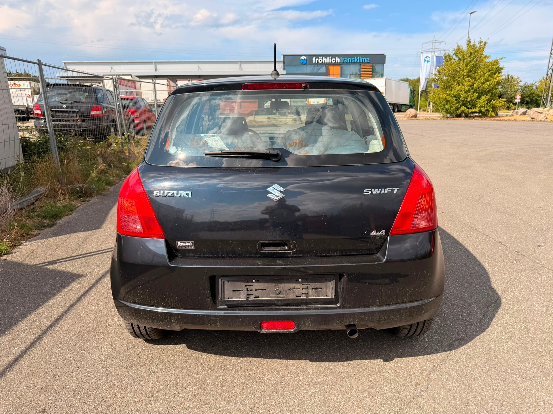 SUZUKI Swift 1.3i 16V GL Top 4x4-image-5