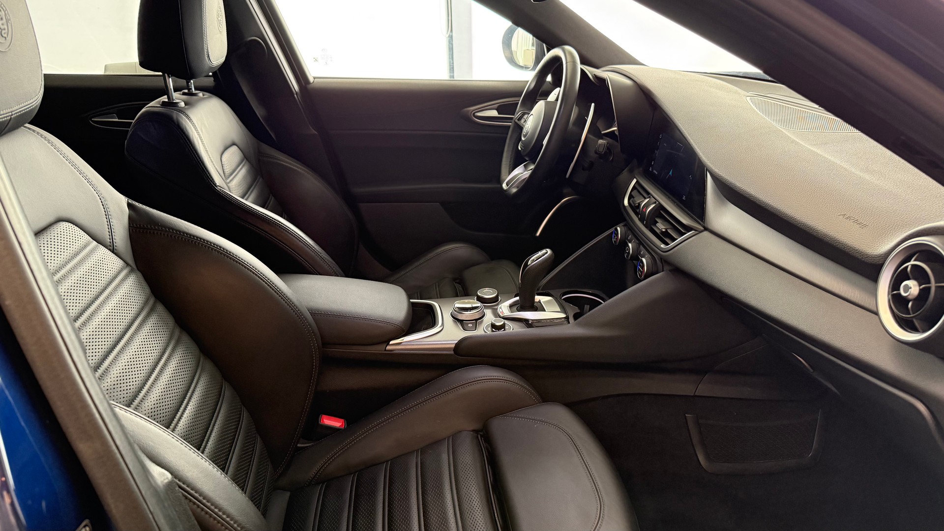 ALFA ROMEO Giulia 2.0 Q4 Veloce-image-21