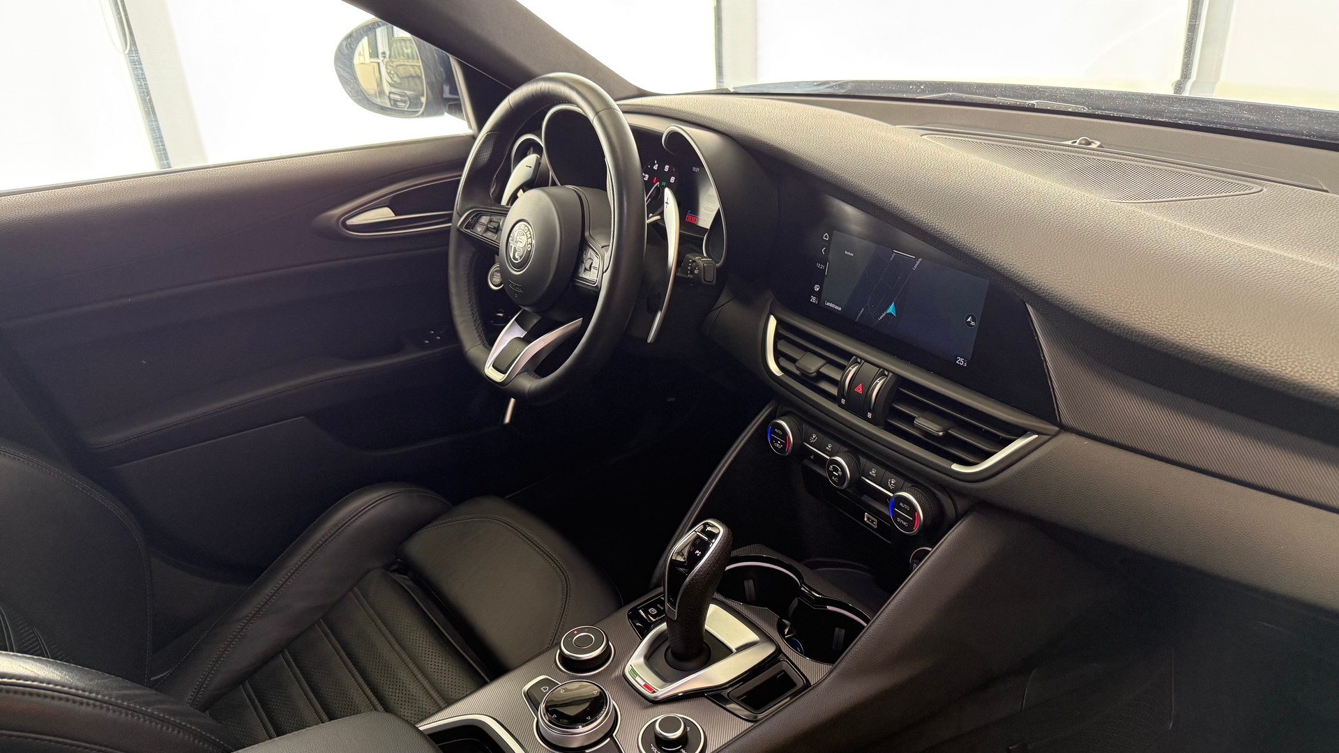 ALFA ROMEO Giulia 2.0 Q4 Veloce-image-22
