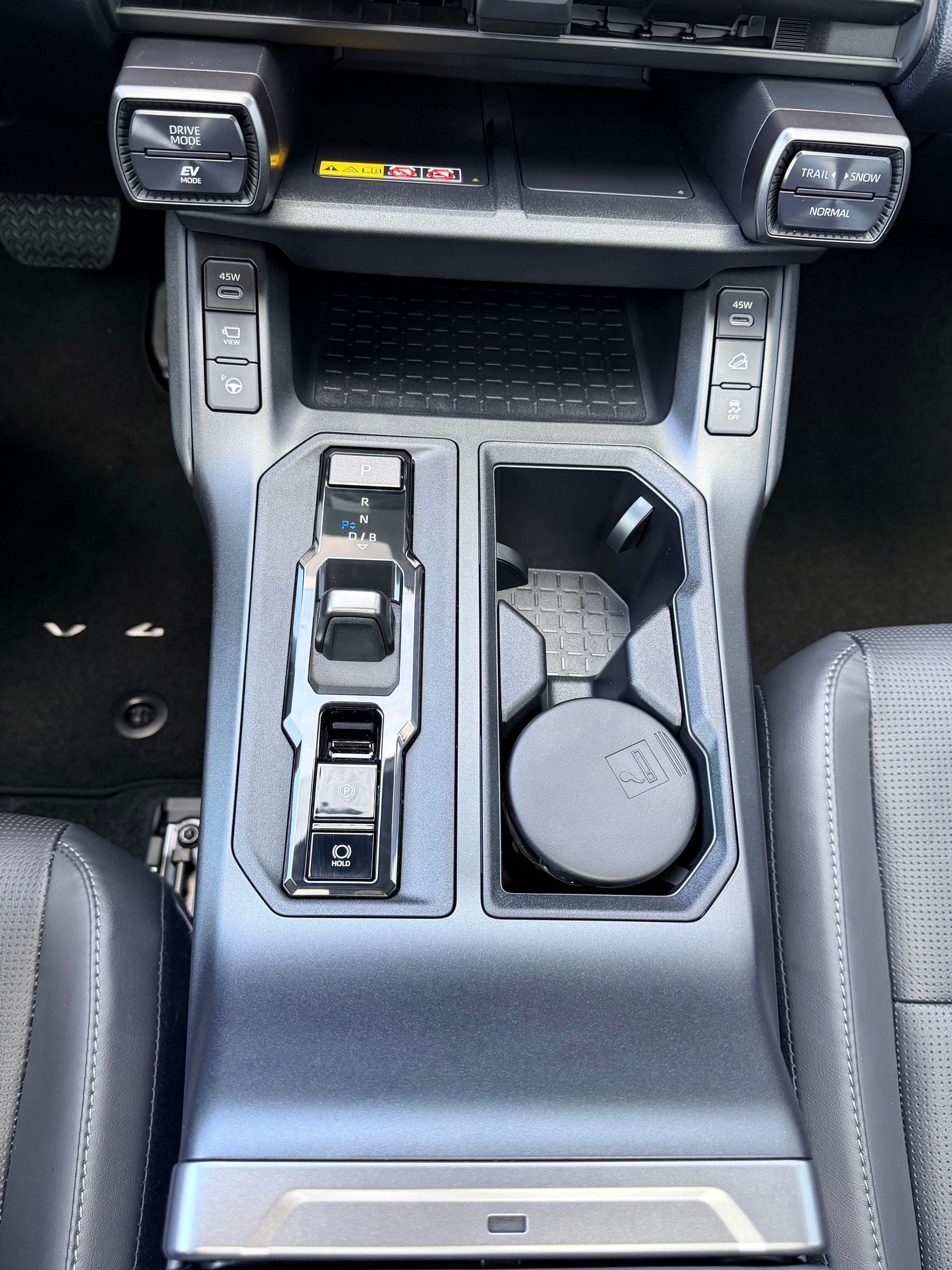TOYOTA RAV-4 2.5 HSD Premium e-CVT AWD-image-22