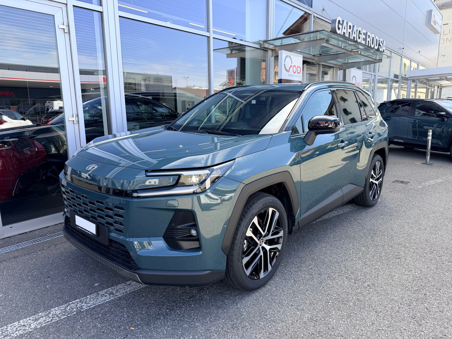 TOYOTA RAV-4 2.5 HSD Premium e-CVT AWD-image-0