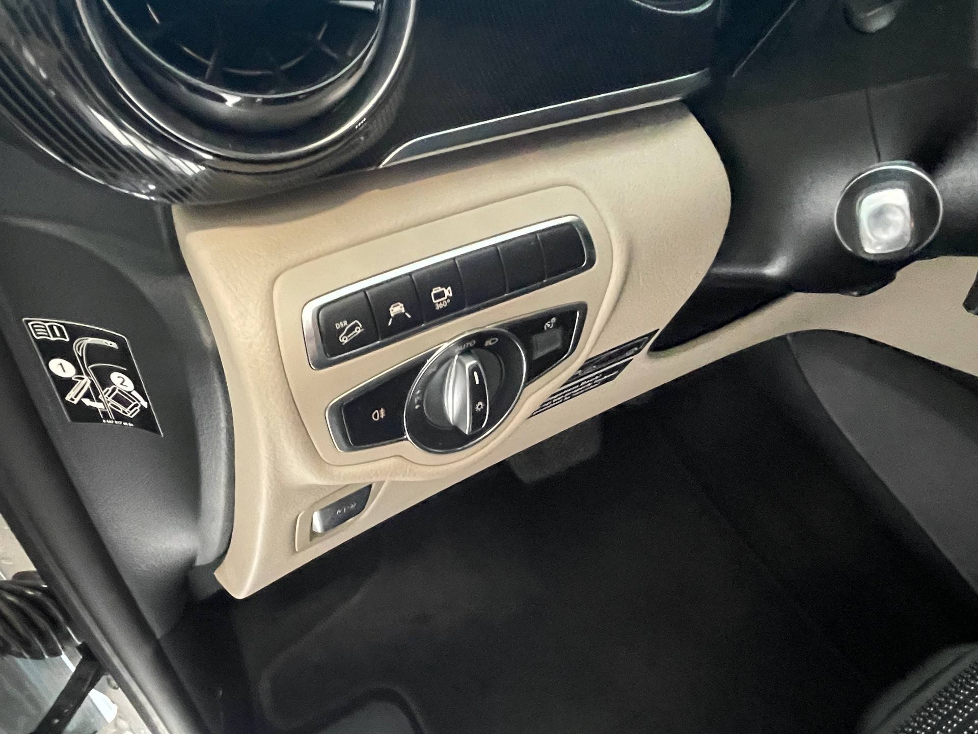 MERCEDES-BENZ Marco Polo 220 d Trend 4M Automat-image-17