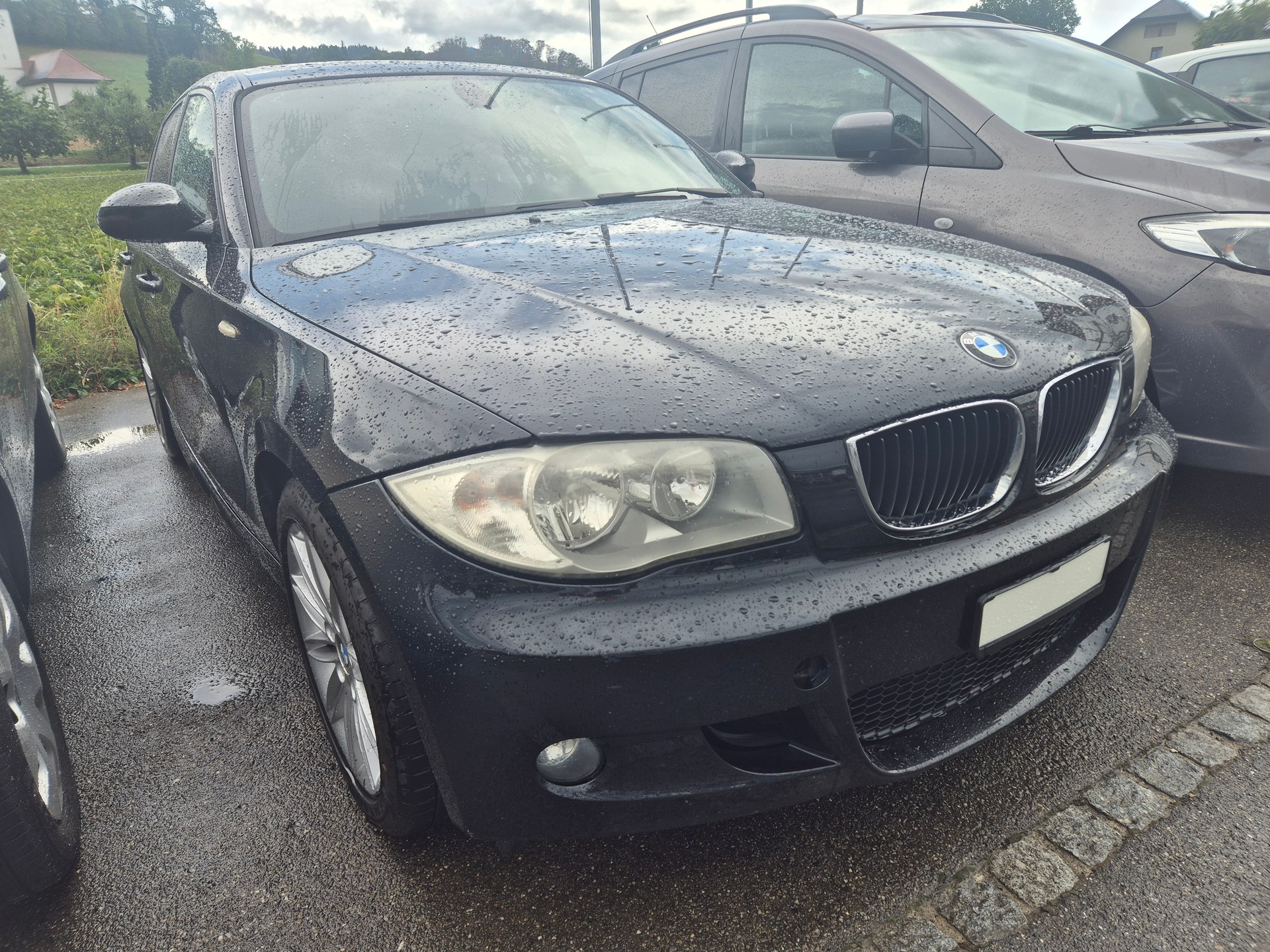 BMW 118-image-1
