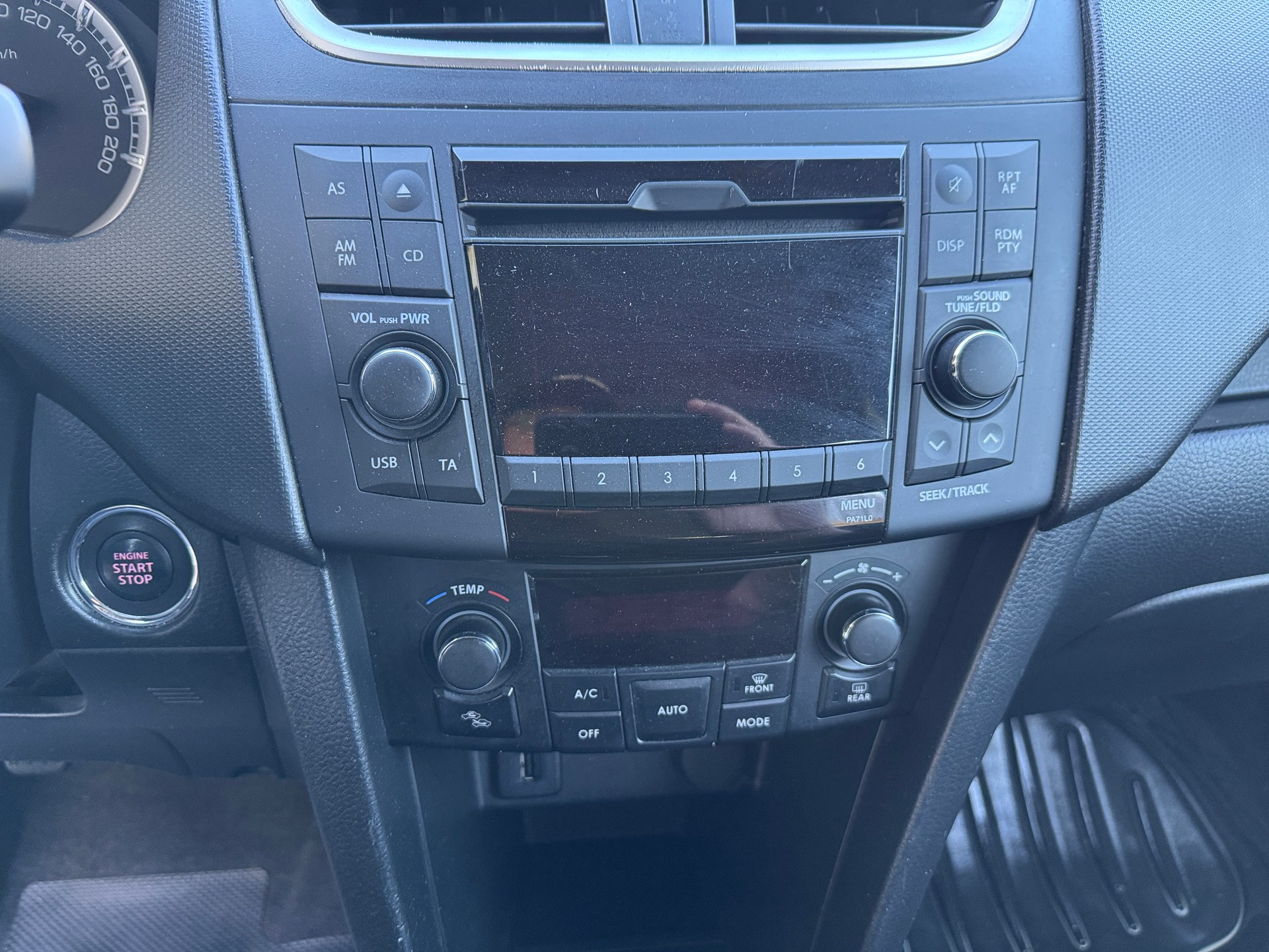 SUZUKI Swift 1.2i 16V GL Top 4x4-image-10