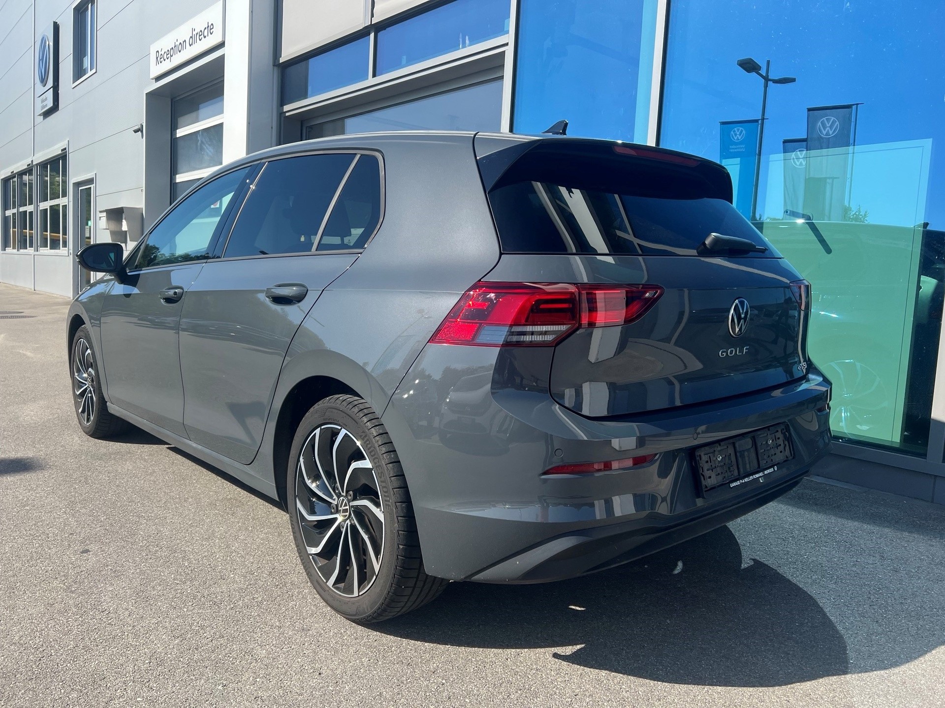 VW Golf 1.0 eTSI mHEV ACTLife DSG-image-4