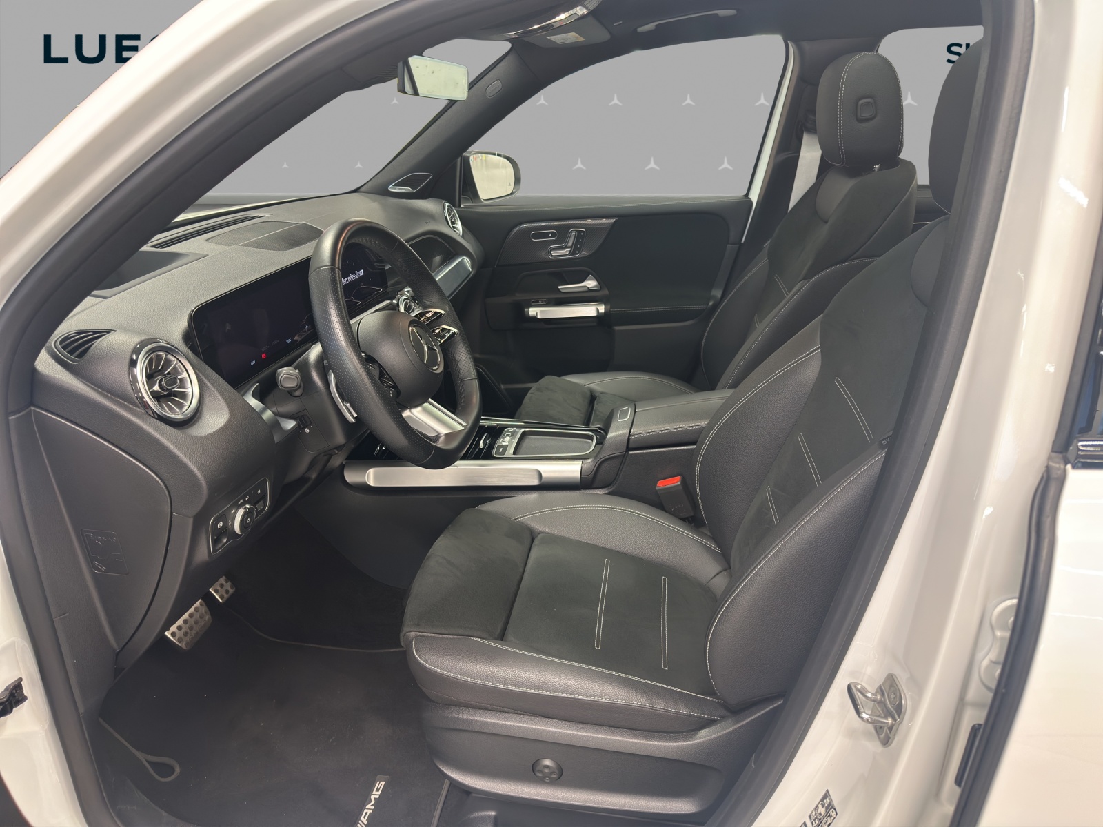 MERCEDES-BENZ GLB 250 4Matic 8G-Tronic-image-7