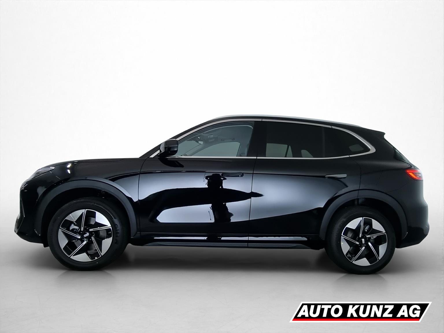 GEELY E5 Pro+ FWD-showroom-element-2