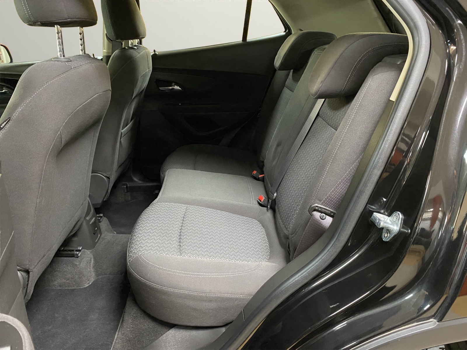 OPEL Mokka X 1.4i 16V Turbo Enjoy 4WD-image-12