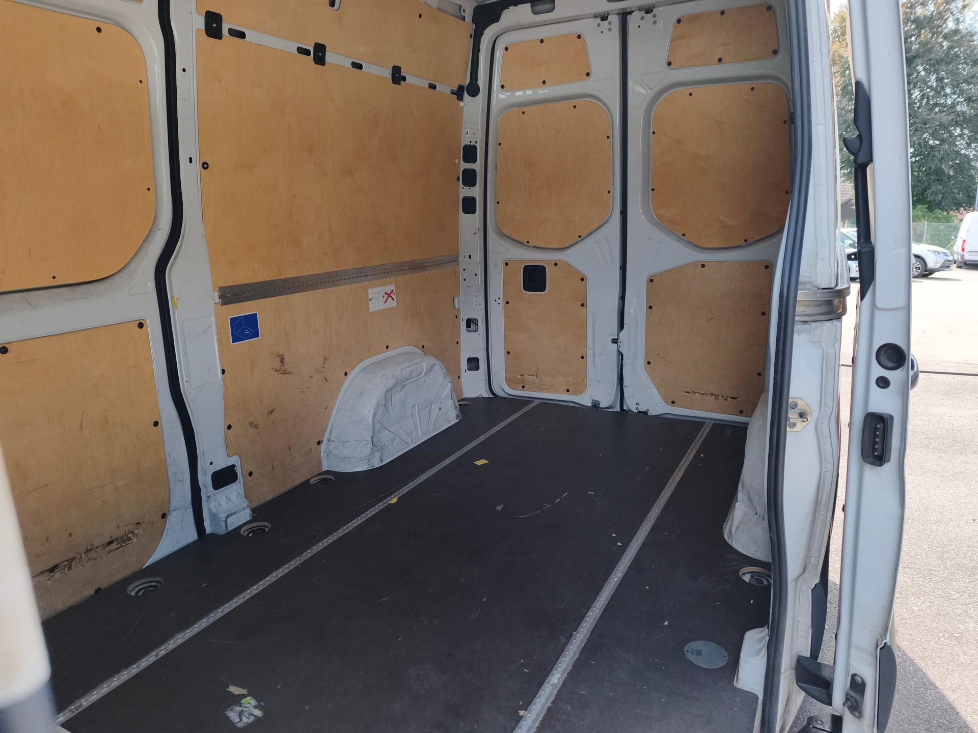 MERCEDES-BENZ Sprinter 314 CDI Standard-image-14