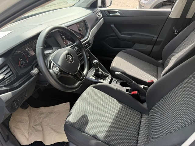VW Polo 1.0 BMT Trendline-image-5