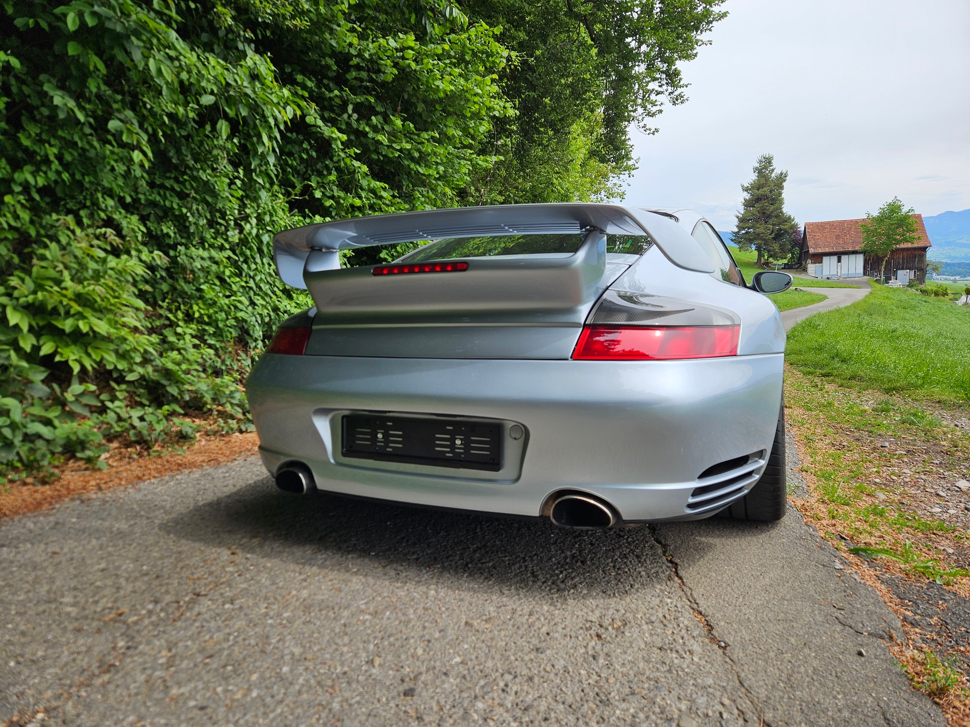 PORSCHE 3.6 Turbo-image-1