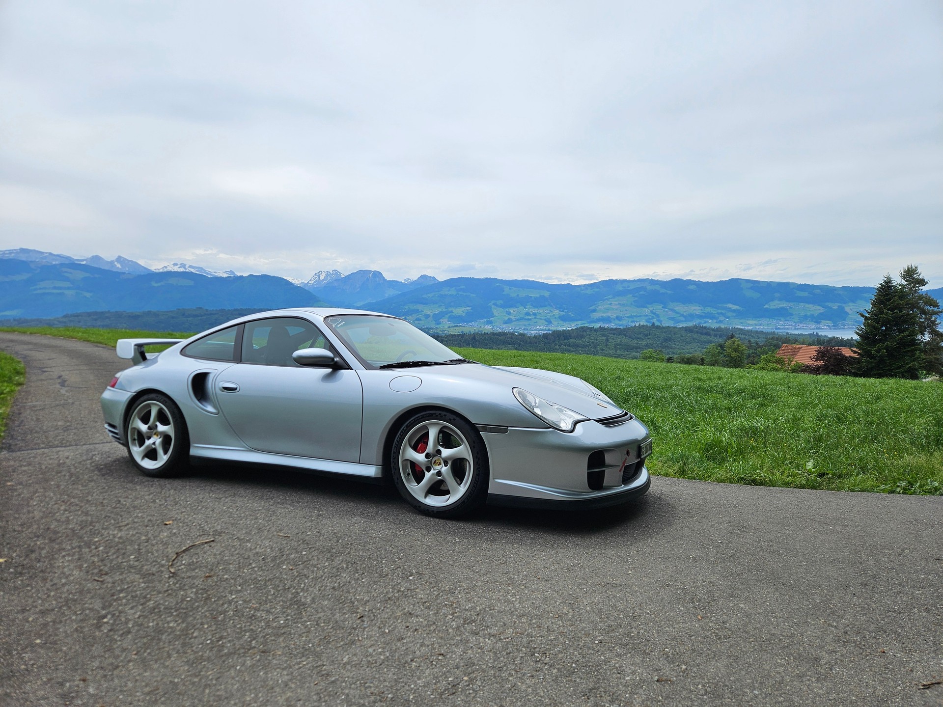 PORSCHE 3.6 Turbo-image-6