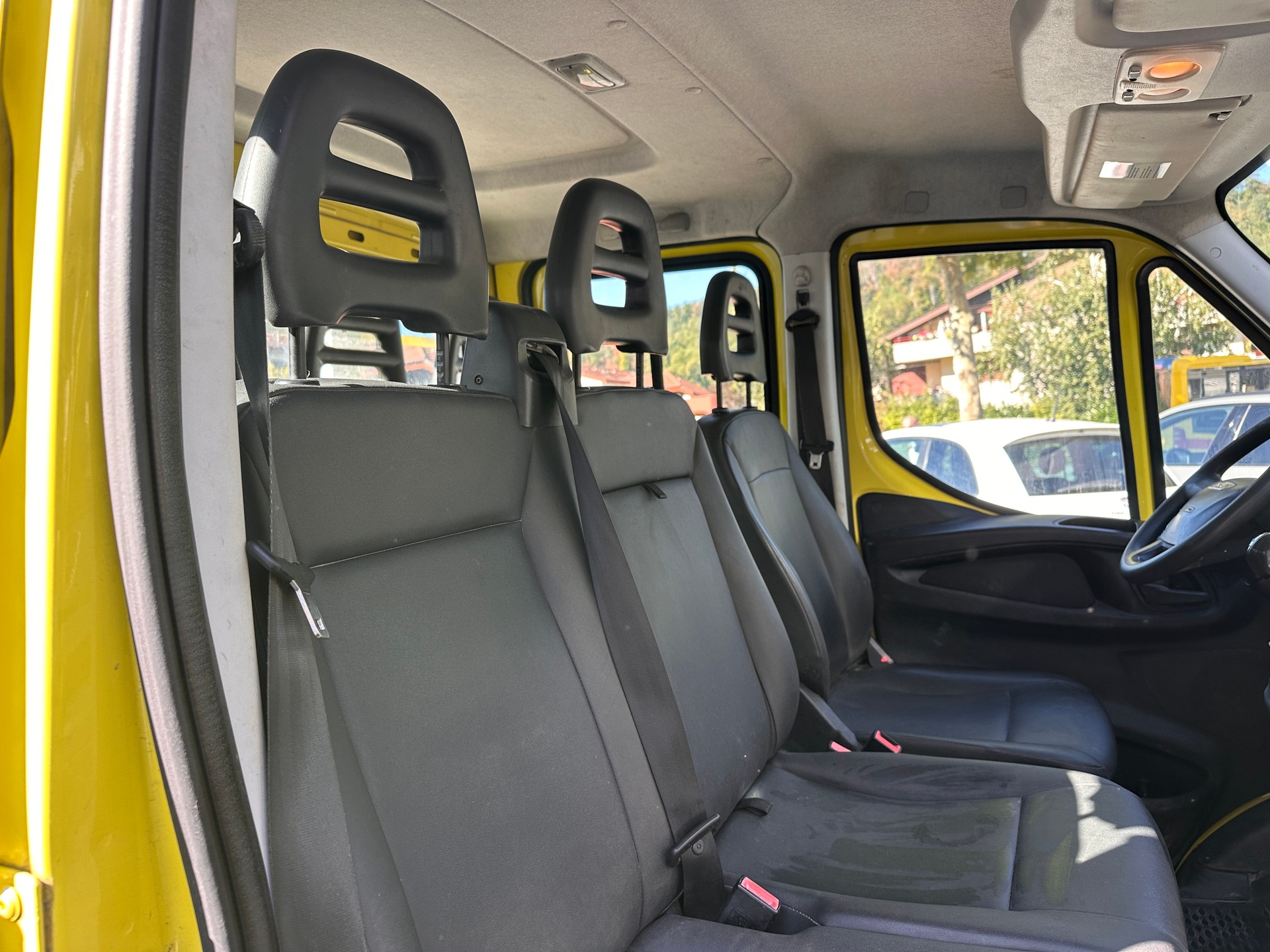 IVECO 35 S 15 D-image-12