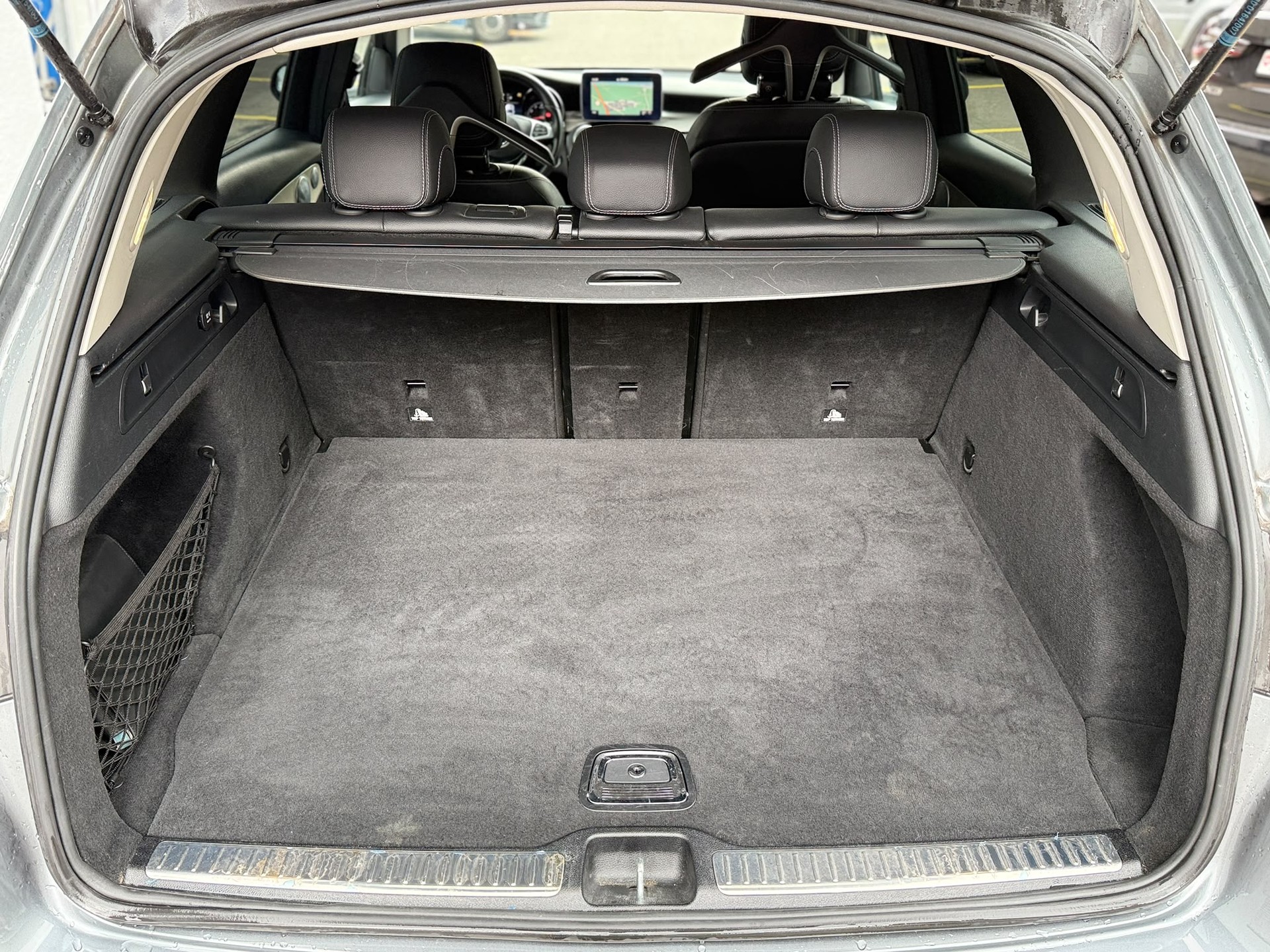MERCEDES-BENZ GLC 300 AMG Line 4m-image-23