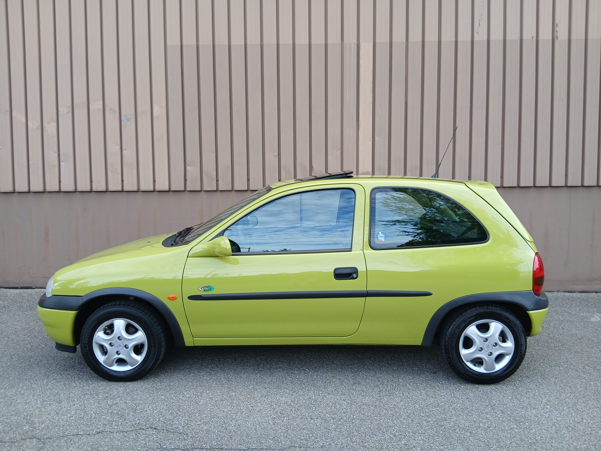 OPEL Corsa 1.2 16V Top-image-4