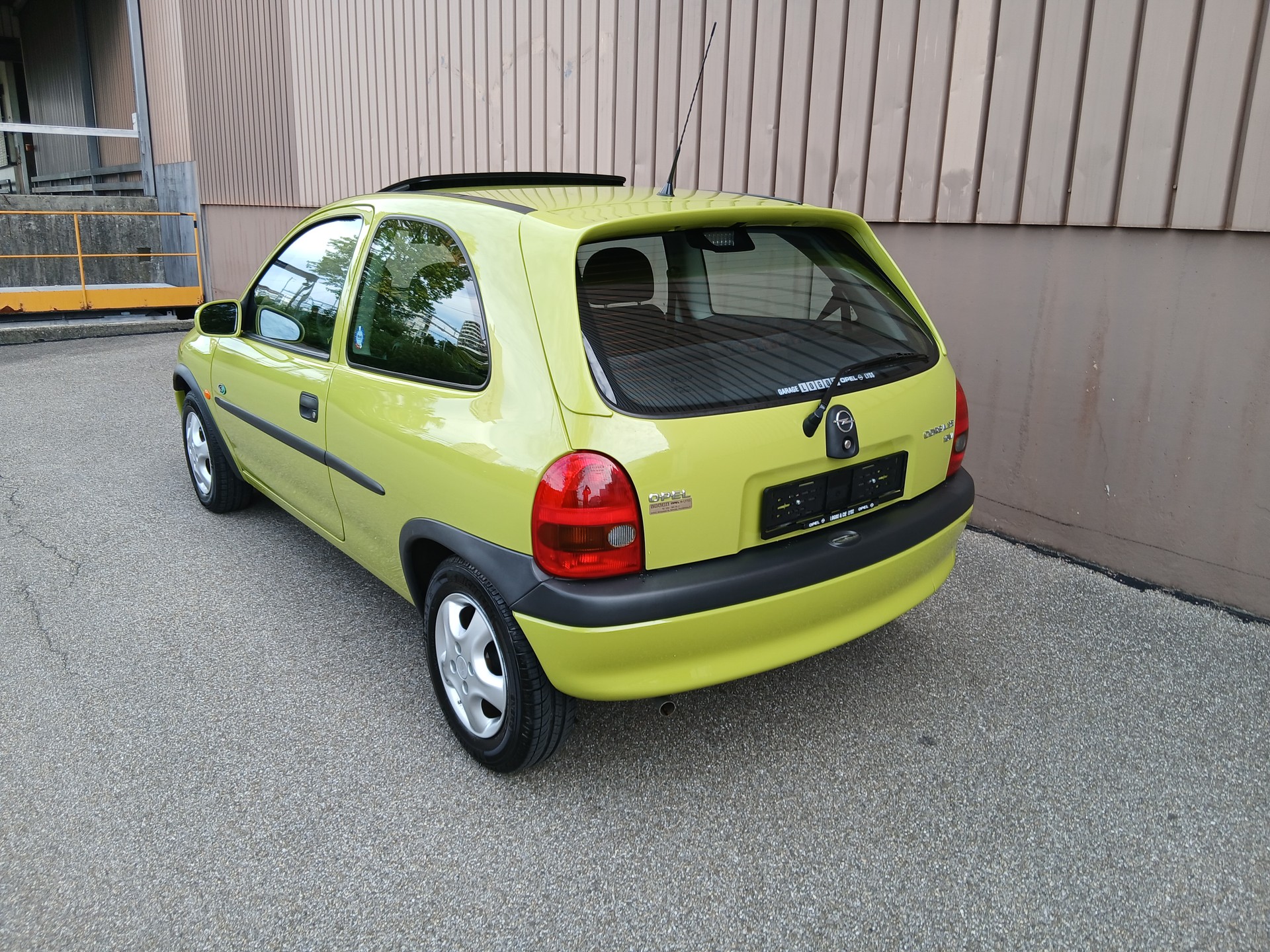 OPEL Corsa 1.2 16V Top-image-3