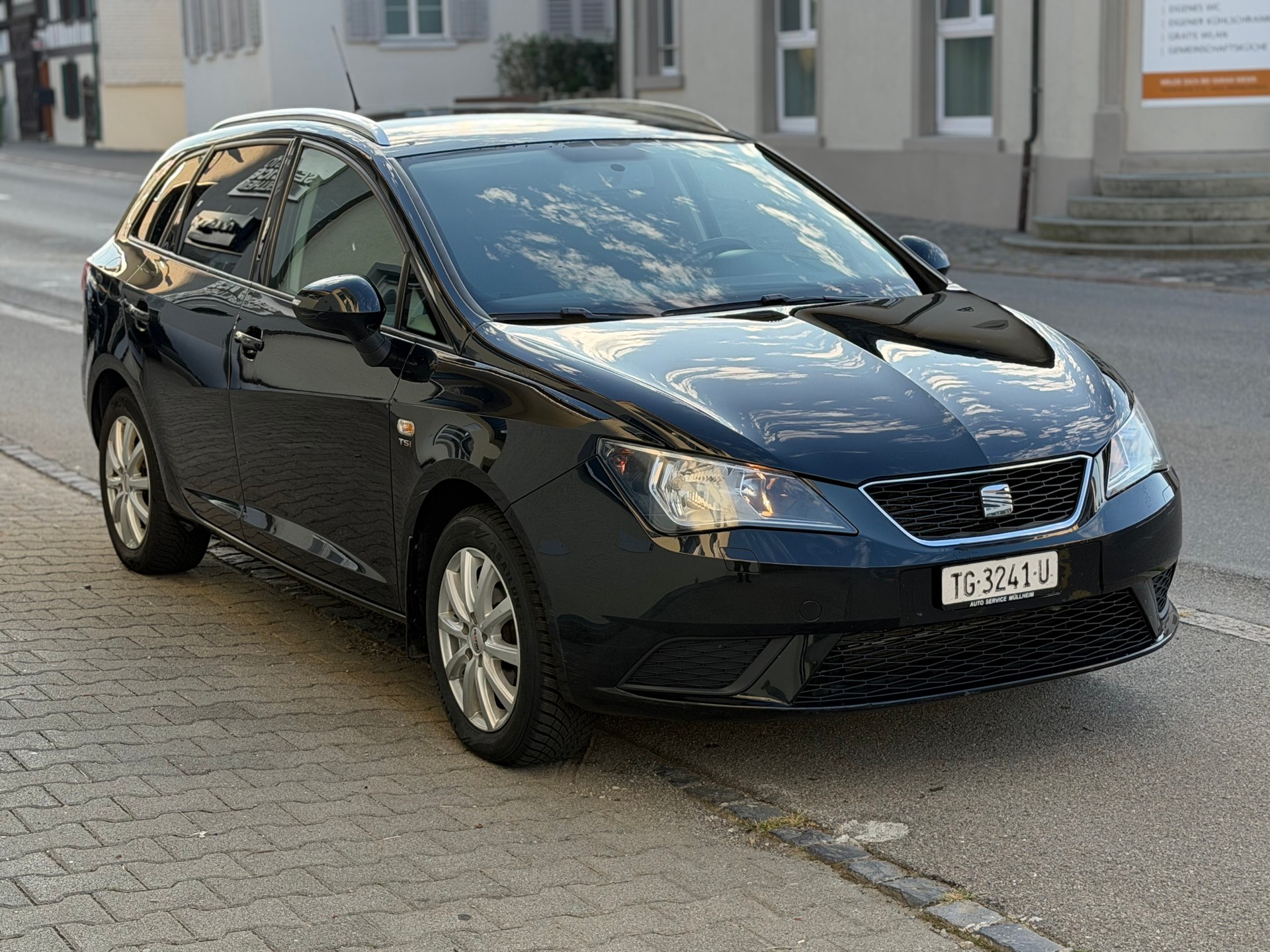 SEAT Ibiza 1.2 TSI Style DSG Automat *AUTOMAT*FRISCH MFK*KLIMA*KOMBI*-image-3