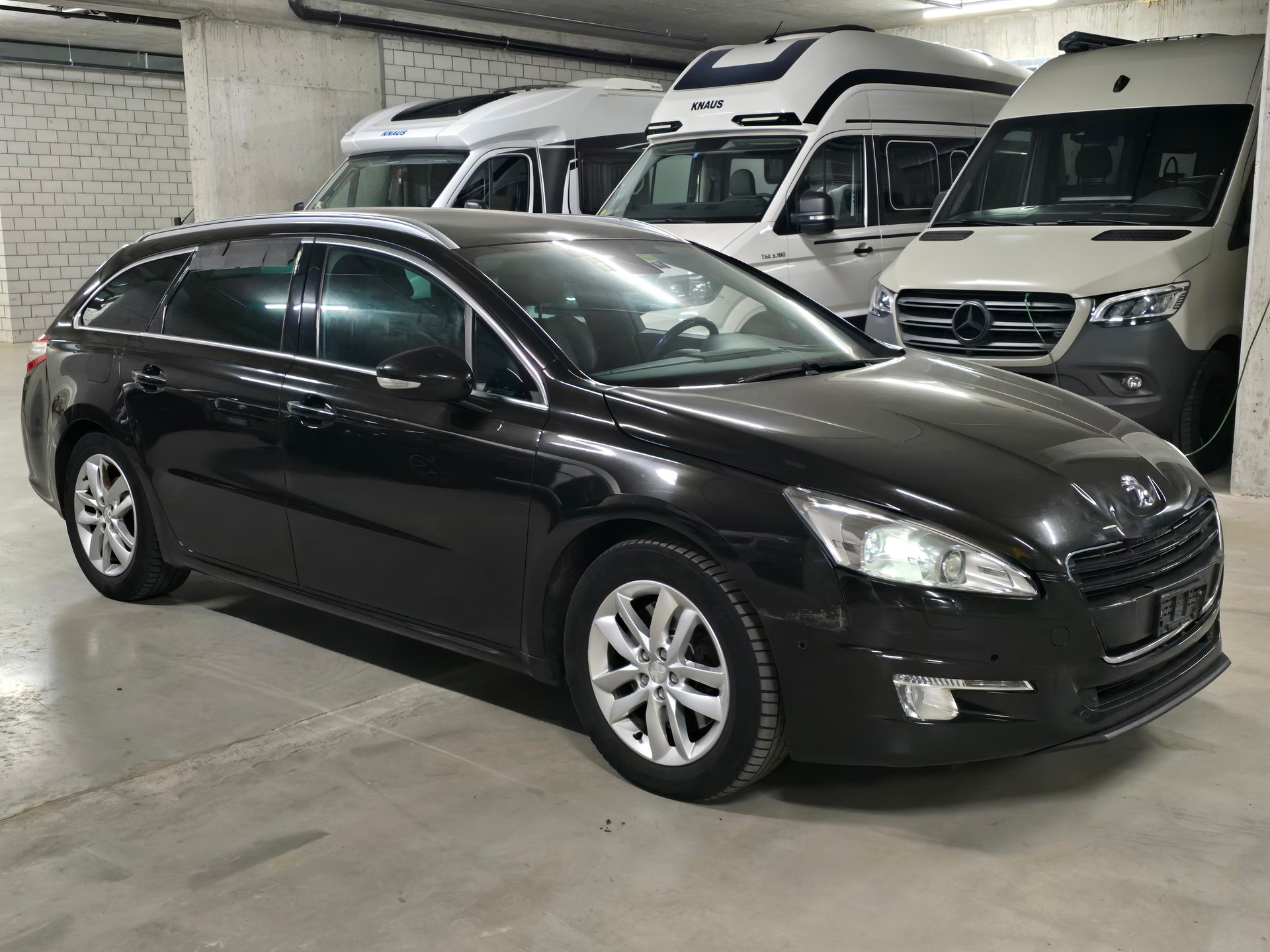 PEUGEOT 508 SW 2.2 HDI GT Automatic-image-3