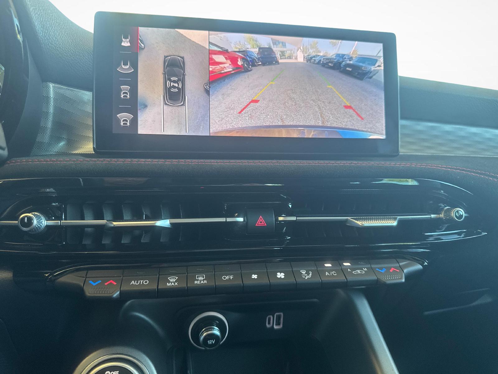ALFA ROMEO Tonale 1.3 Plug-in Hybrid Veloce Q4-image-14