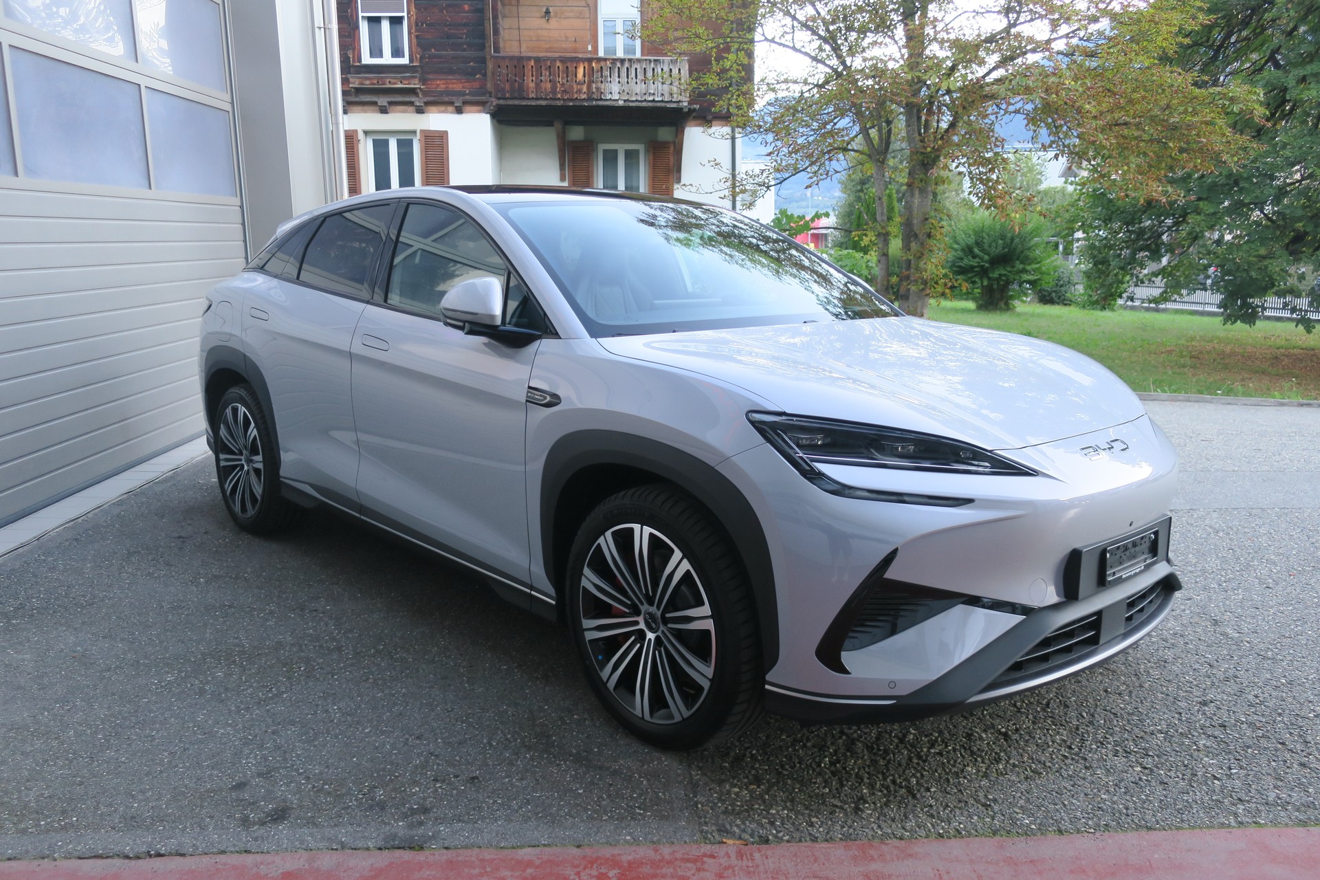 BYD Sealion 7 91,3 kWh Excellence AWD-image-3