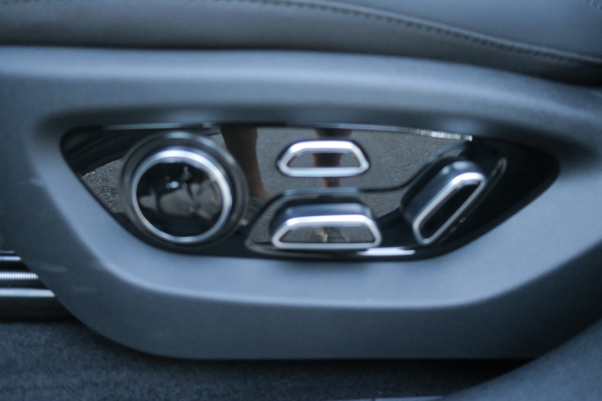 BYD Sealion 7 91,3 kWh Excellence AWD-image-6