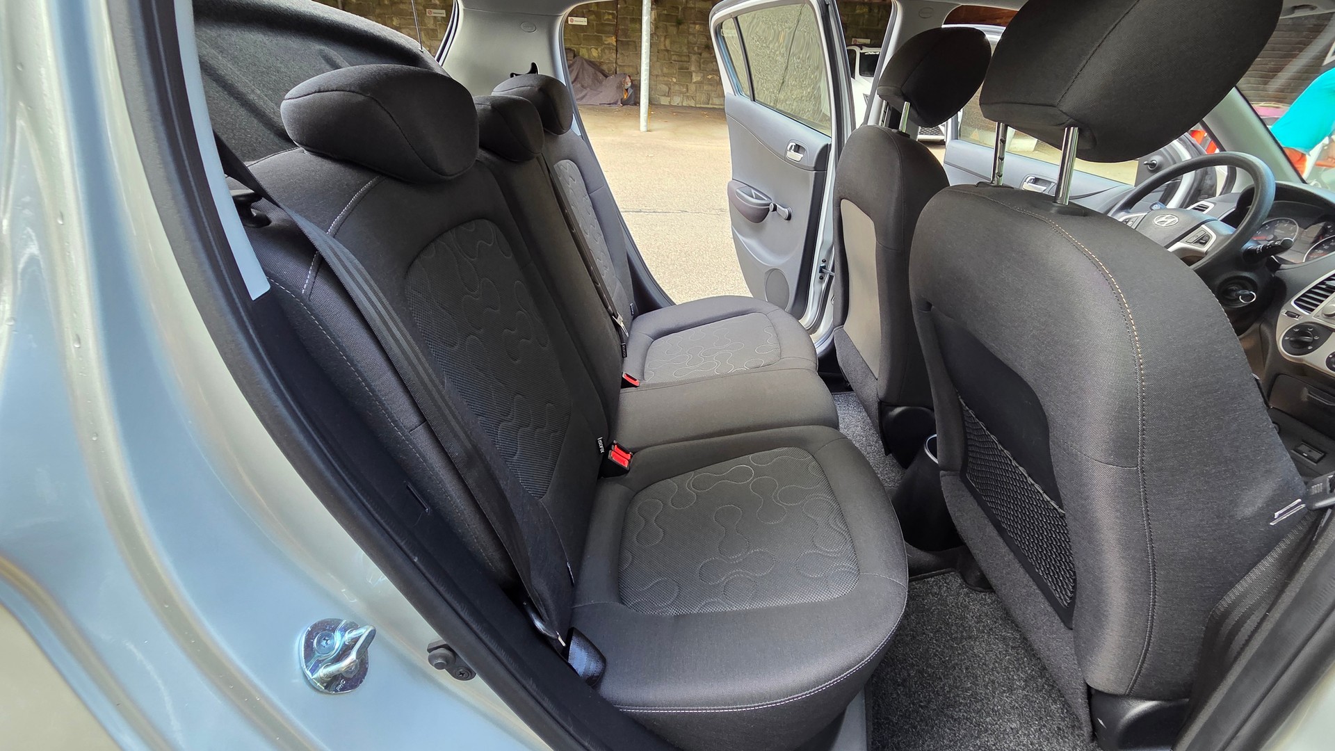 HYUNDAI i20 1.2 Comfort-image-8