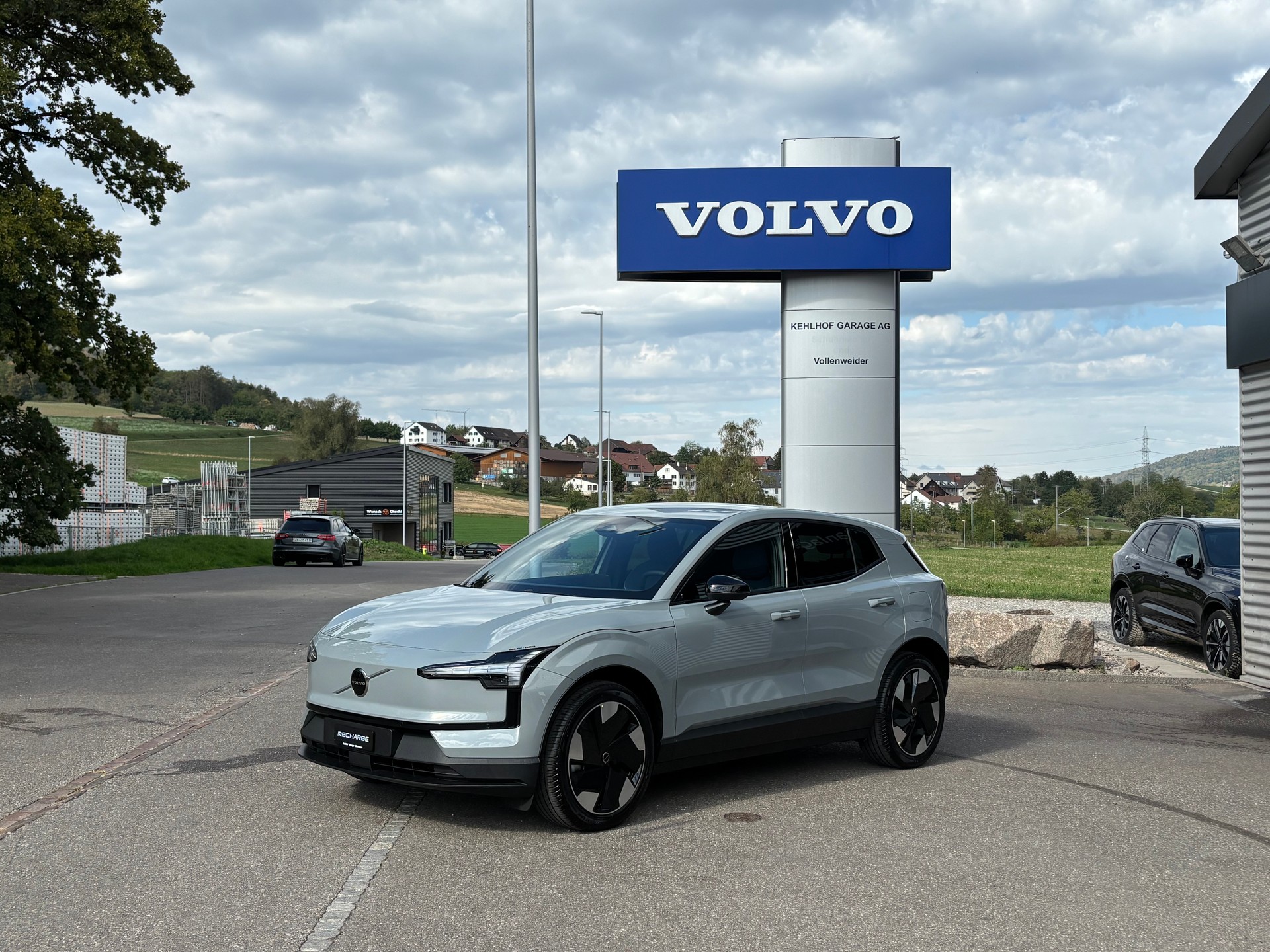 VOLVO EX30 P8 Plus AWD-image-0