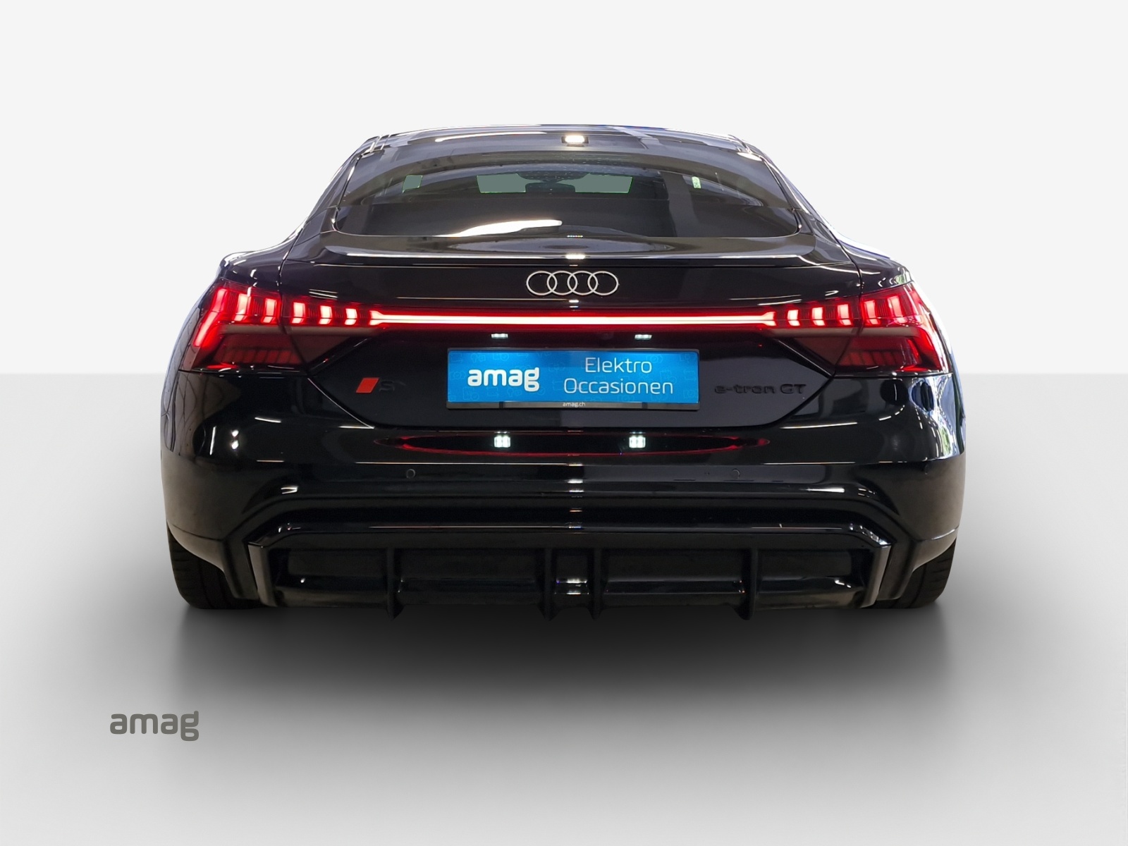 AUDI S e-tron GT quattro-image-3