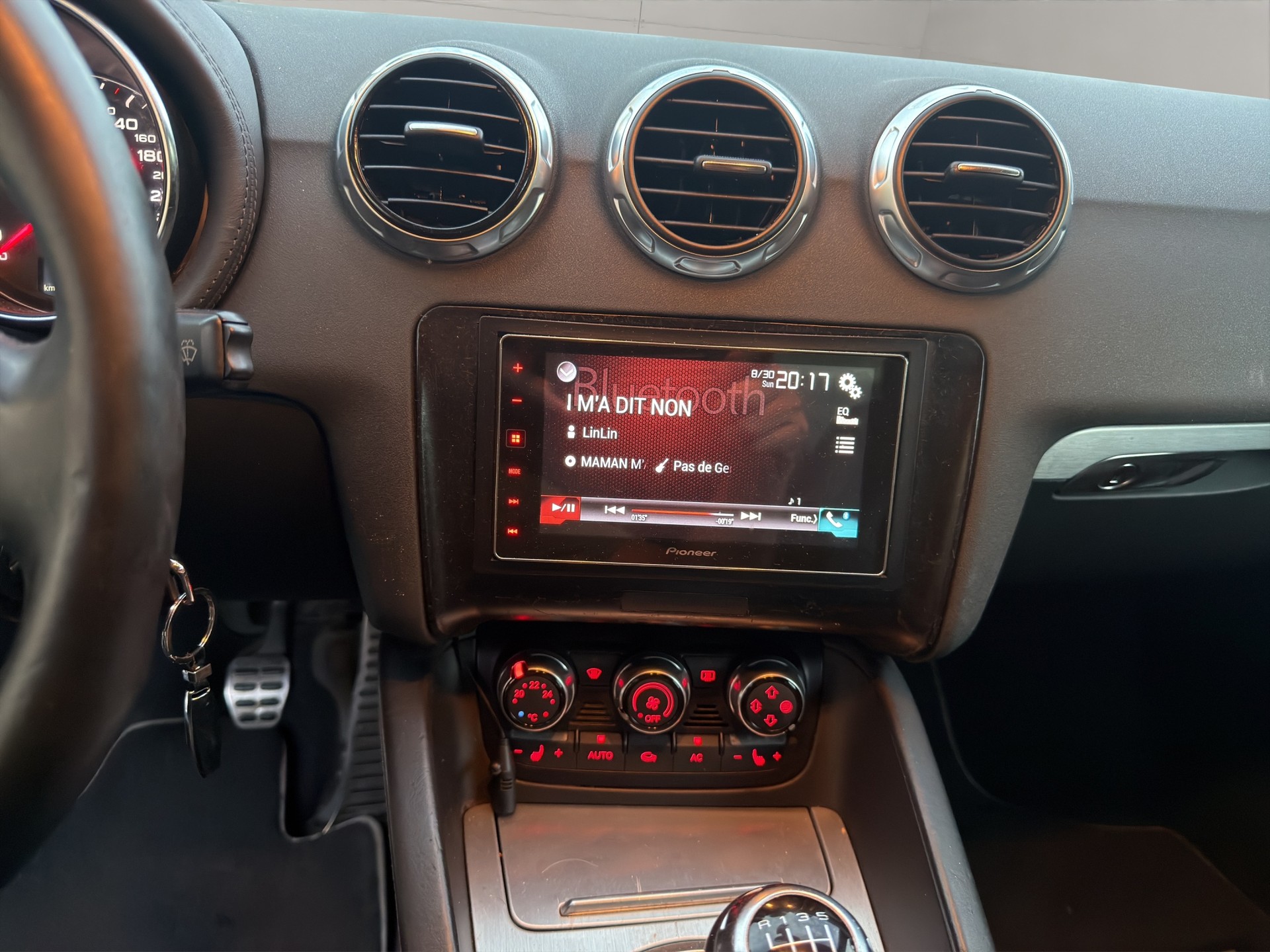 AUDI TT Coupé 2.0 TFSI-image-19