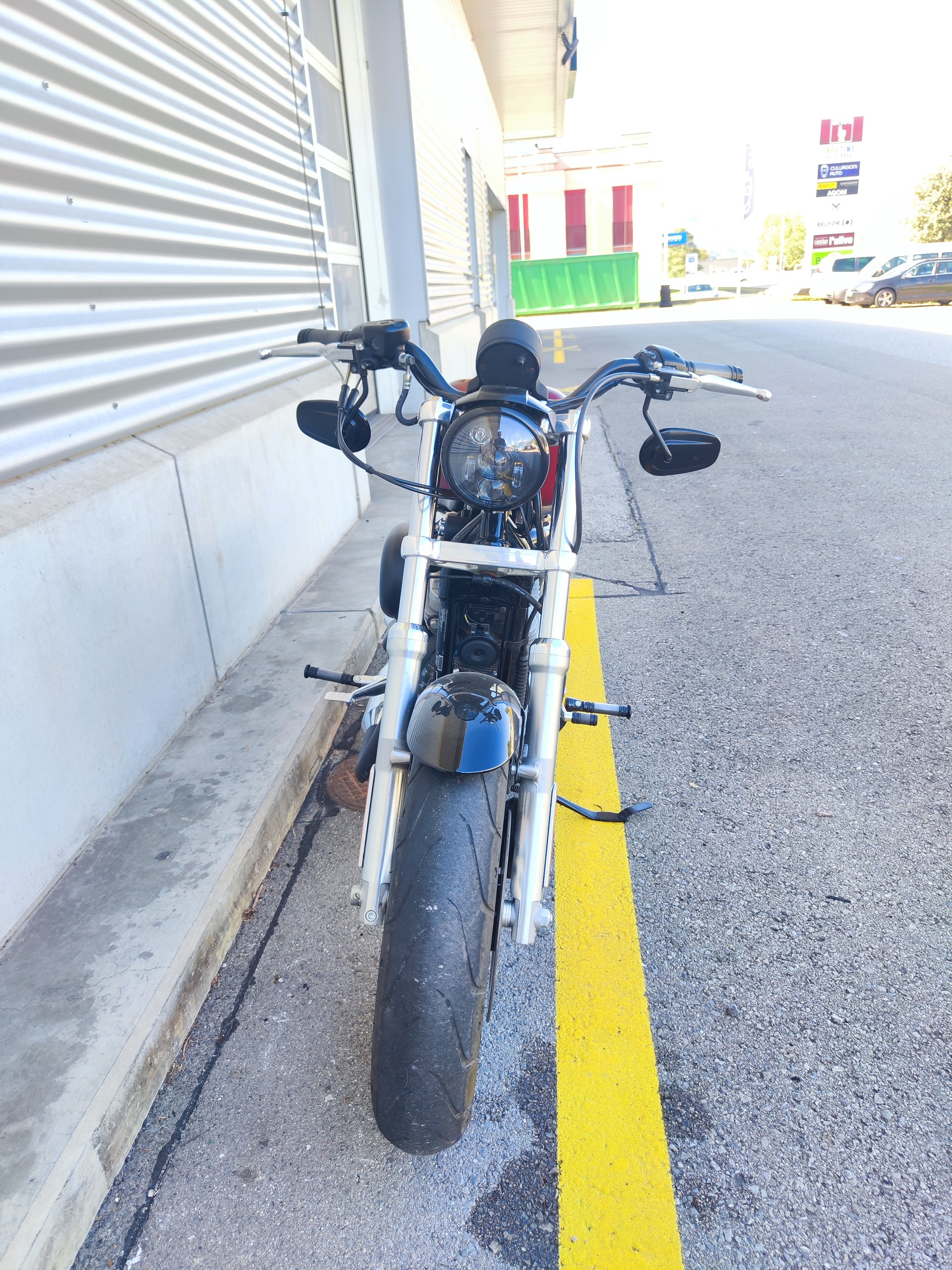 HARLEY-DAVIDSON XL 883 L Sportster Super Low-showroom-element-3