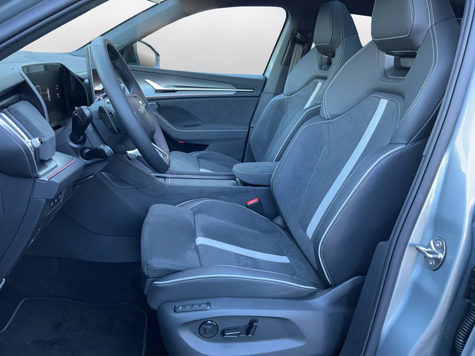 SKODA Kodiaq 1.5 TSI PHEV Sportline-image-9