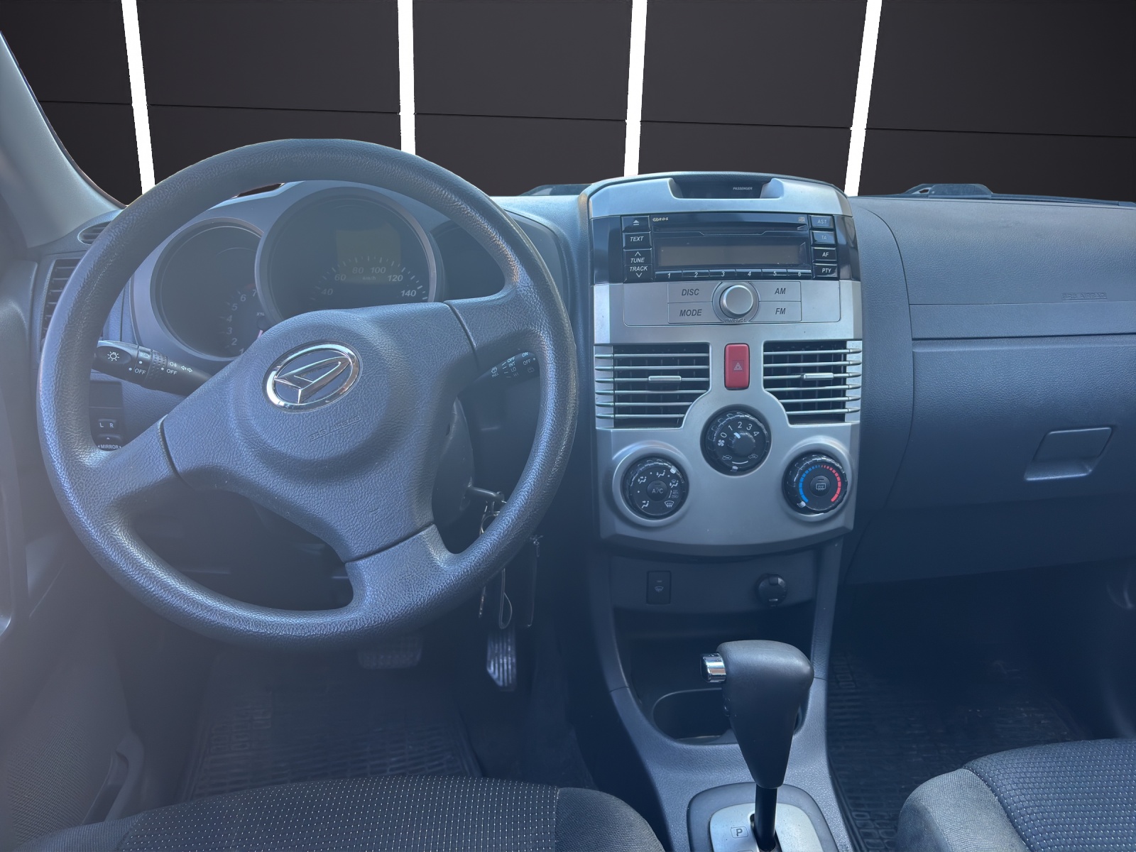 DAIHATSU Terios 1.5 16V SX Edit. 100th Anniversary 4WD Aut.-image-9