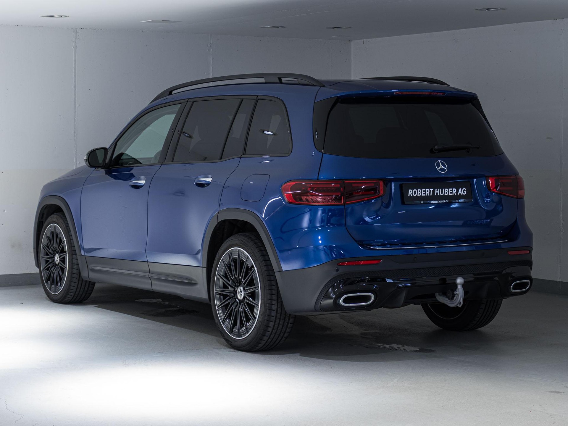 MERCEDES-BENZ GLB 220 d 4MATIC-image-3