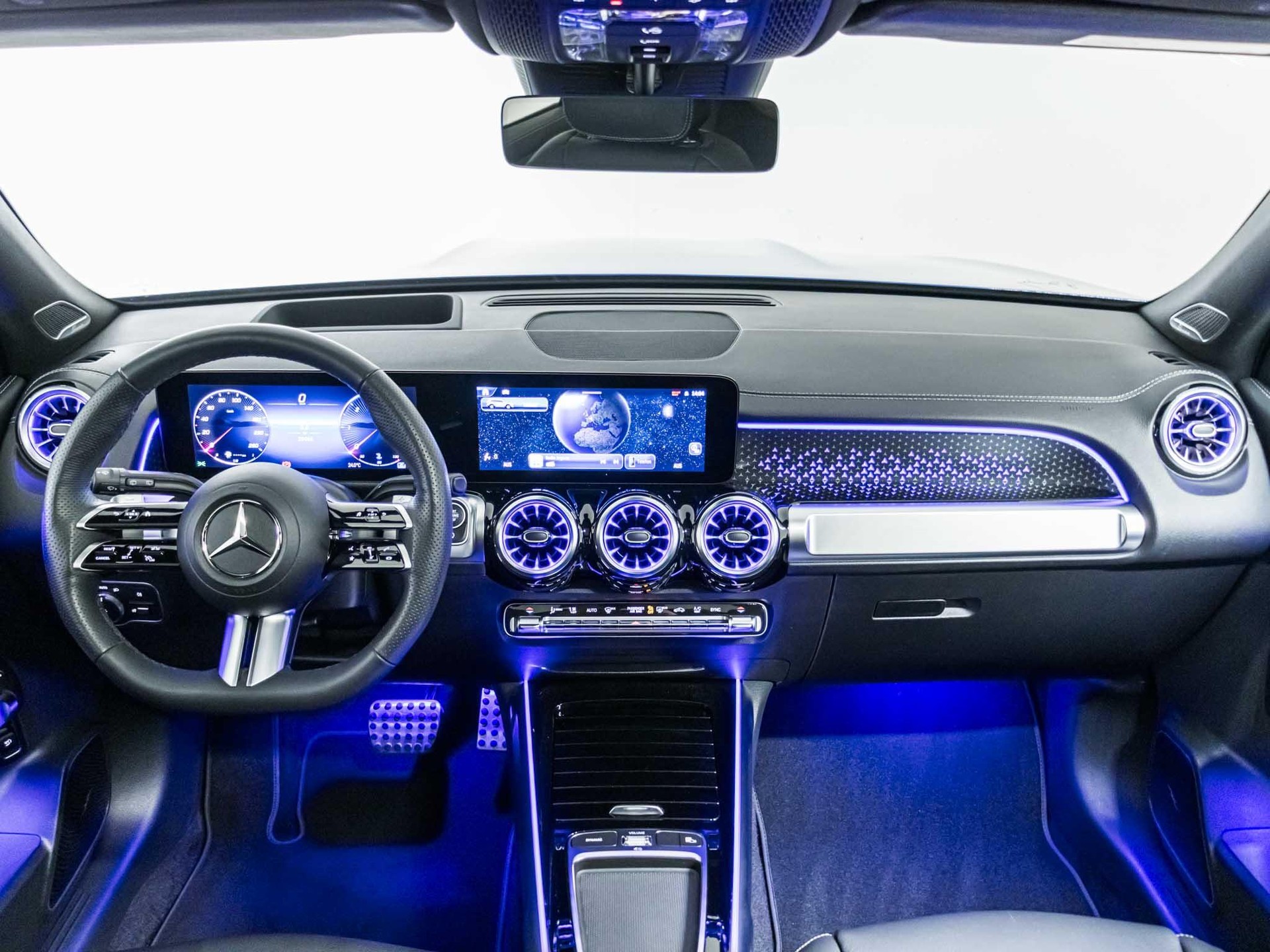 MERCEDES-BENZ GLB 220 d 4MATIC-image-11