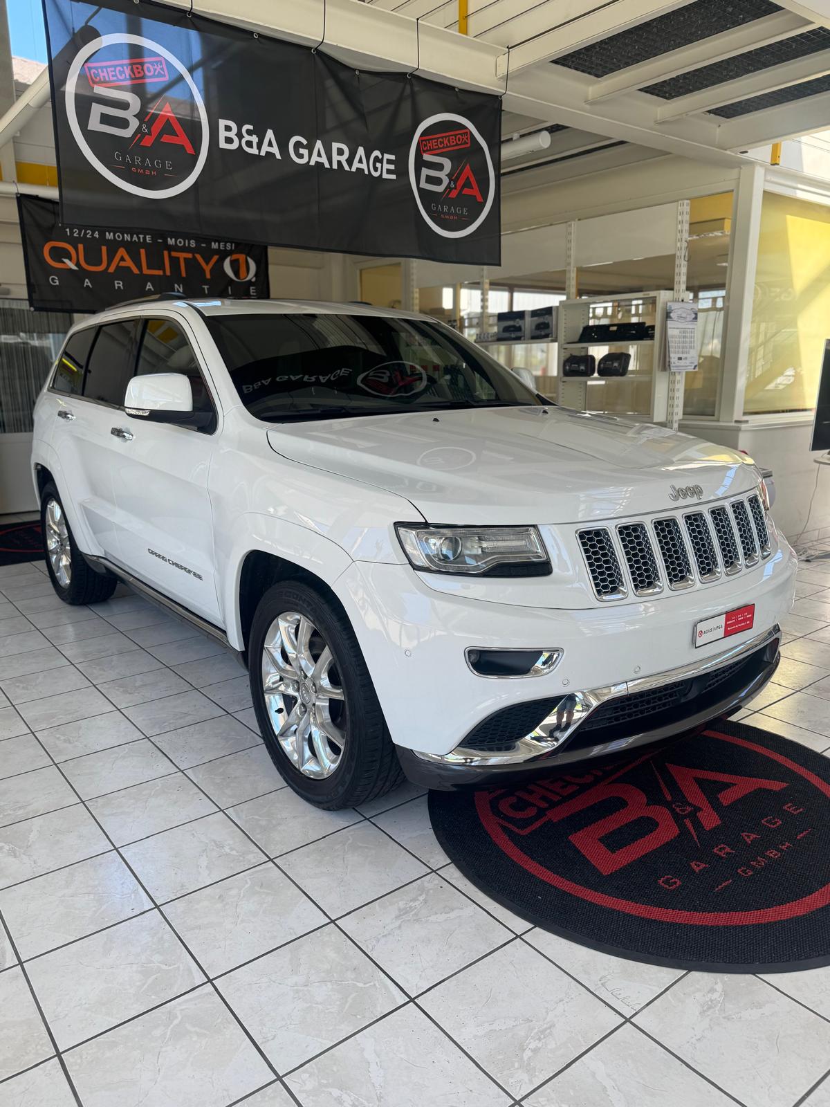 JEEP Grand Cherokee 3.0 CRD Summit Automatic-image-3